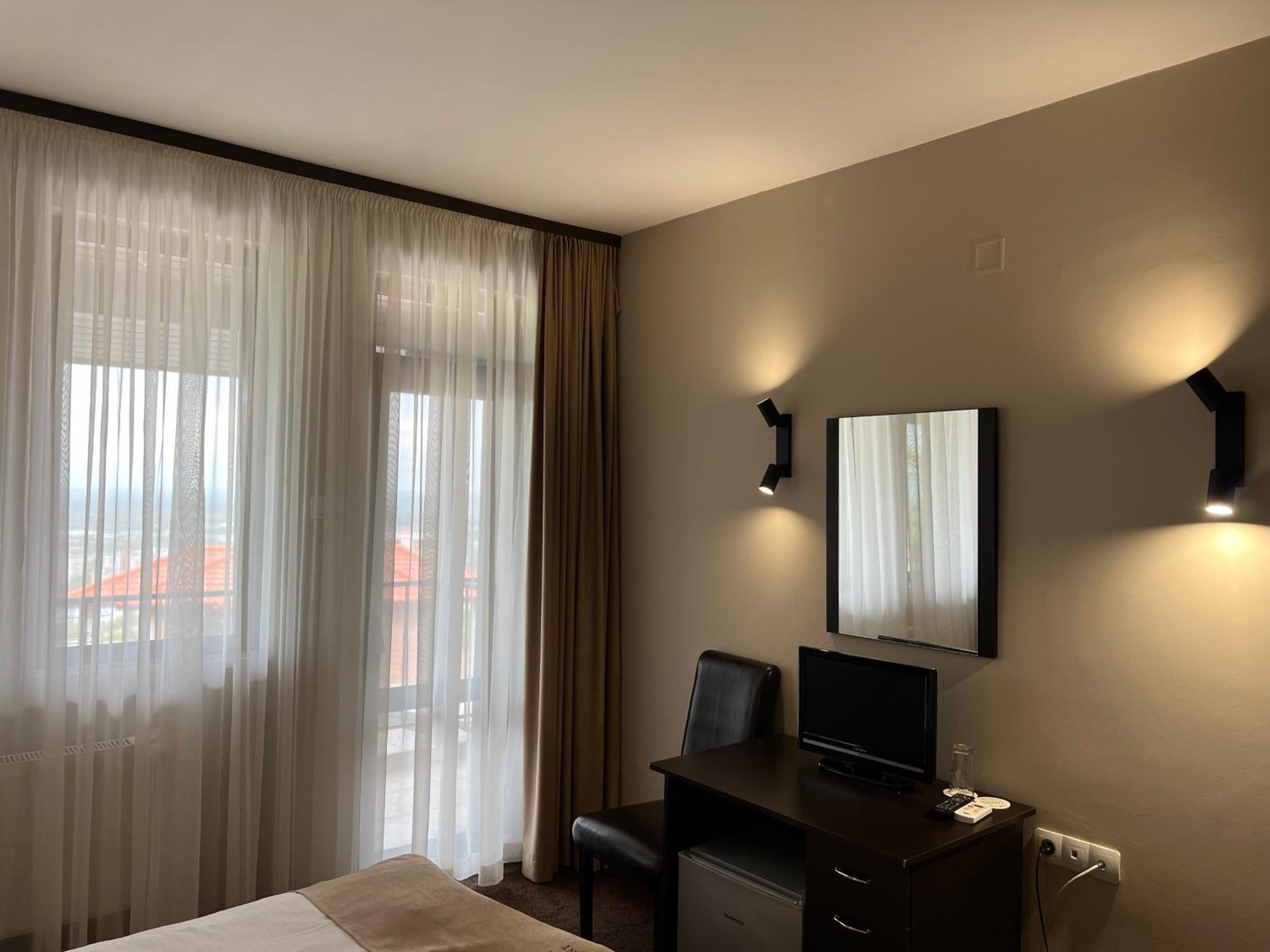 Double or Twin Room - Photo 1