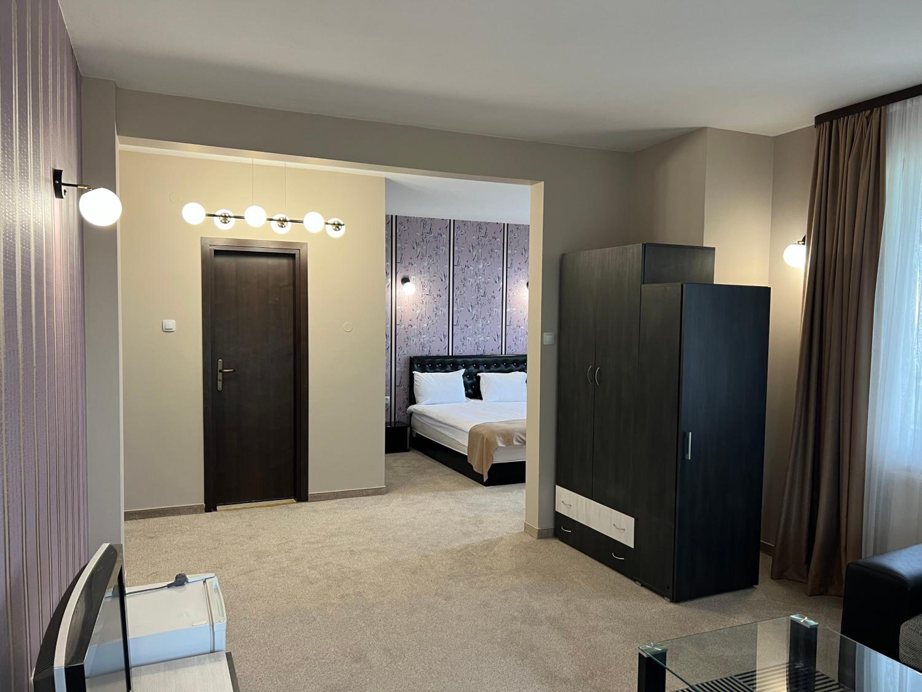 Junior Suite - Photo 11