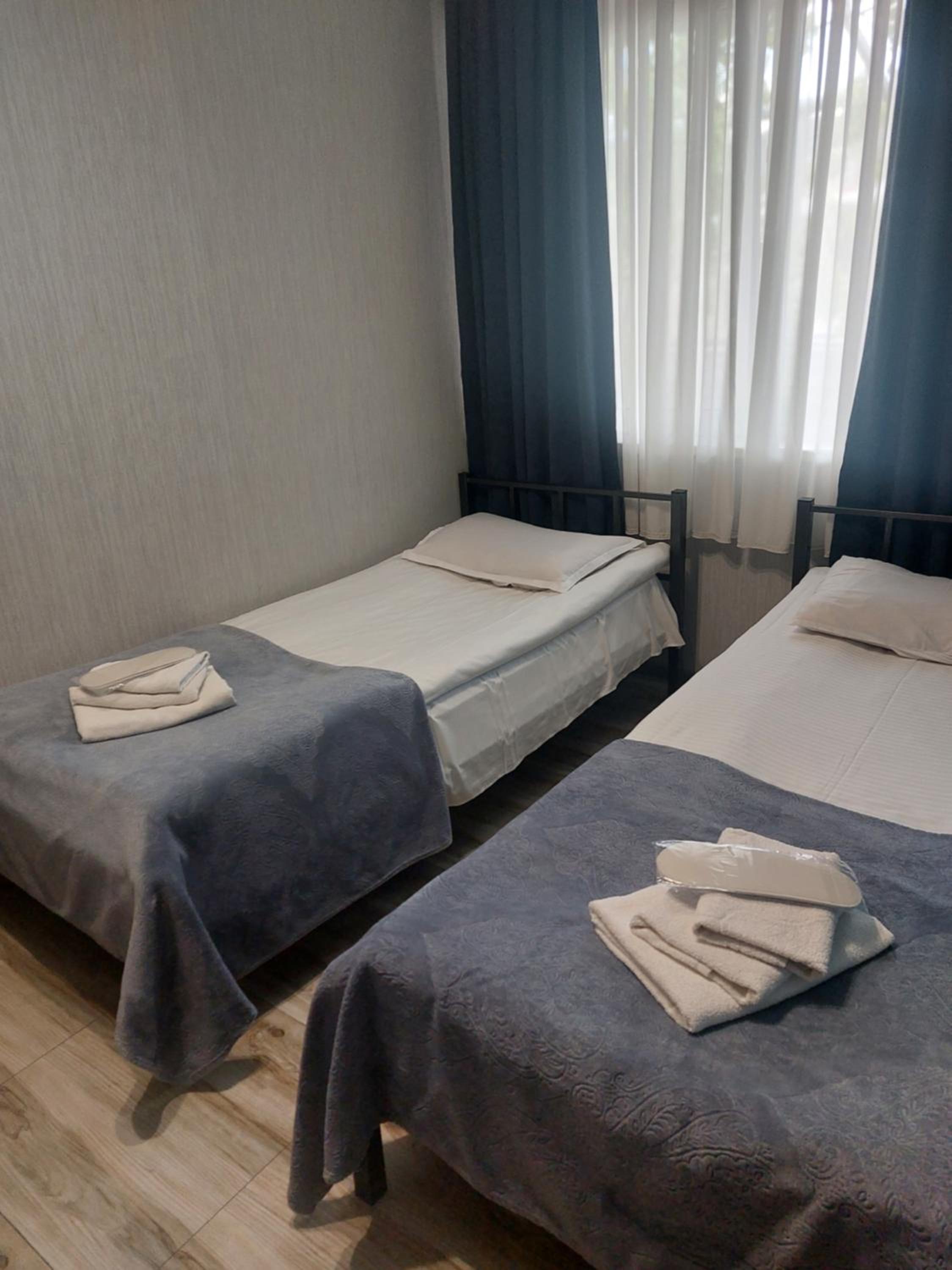 Double or Twin Room with Bathroom