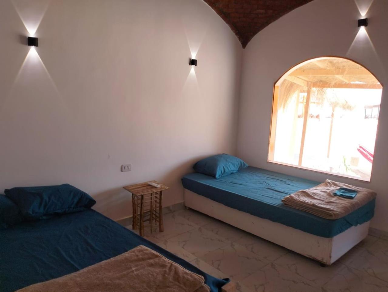 Double or Twin Room with Sea View photo 3