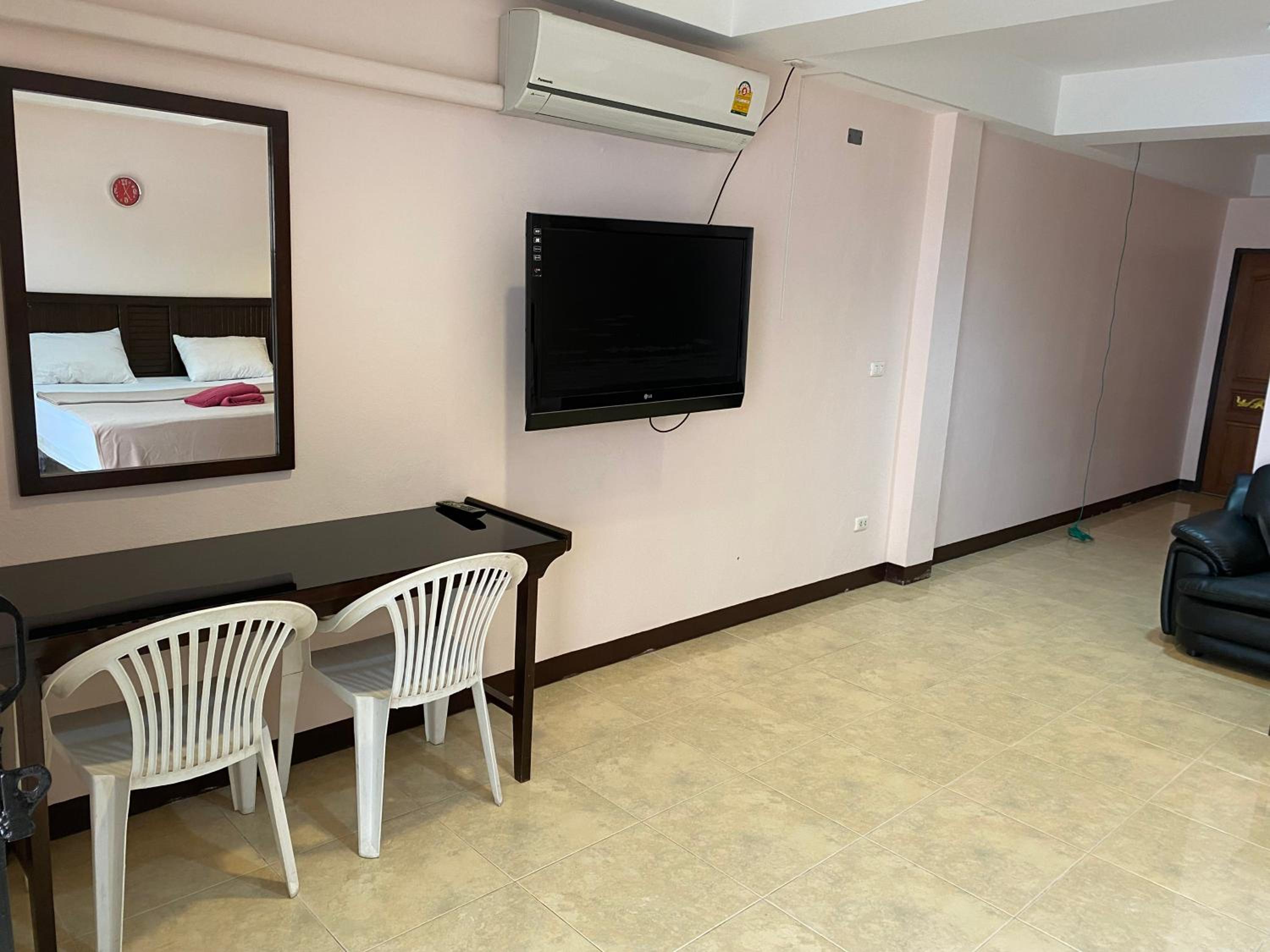 Budget Double or Twin Room photo 1
