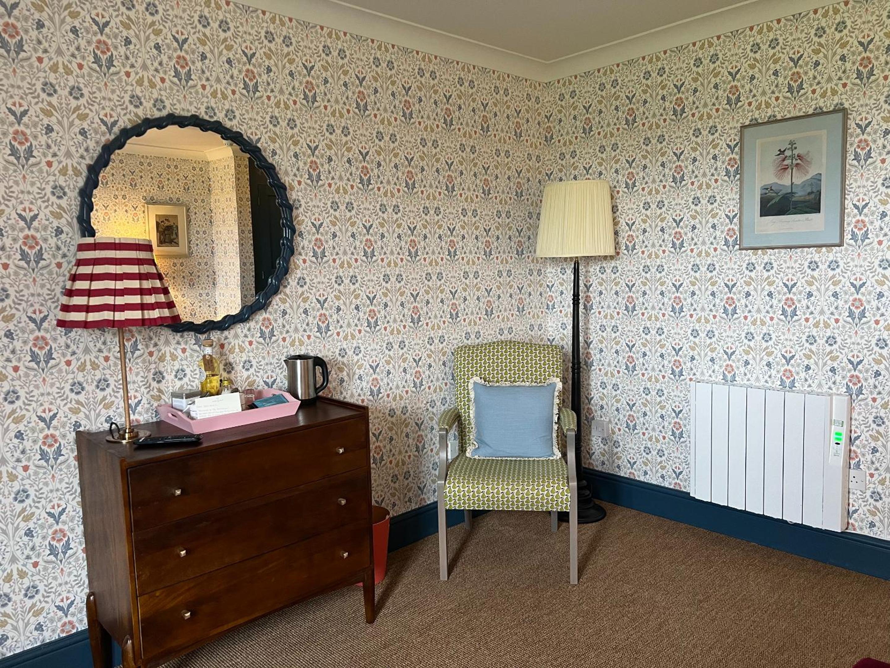 Royal Room - Photo 10