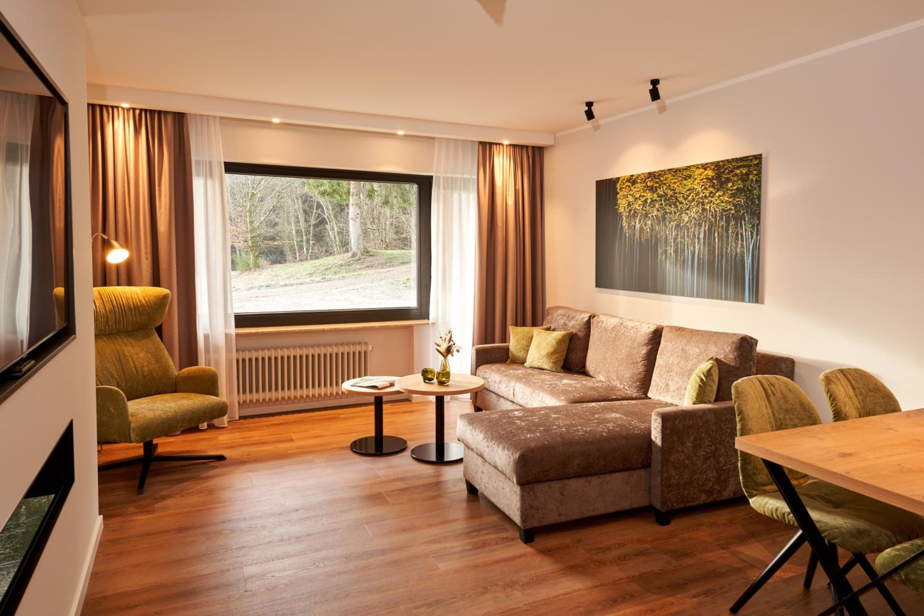 Deluxe Suite - Photo 2