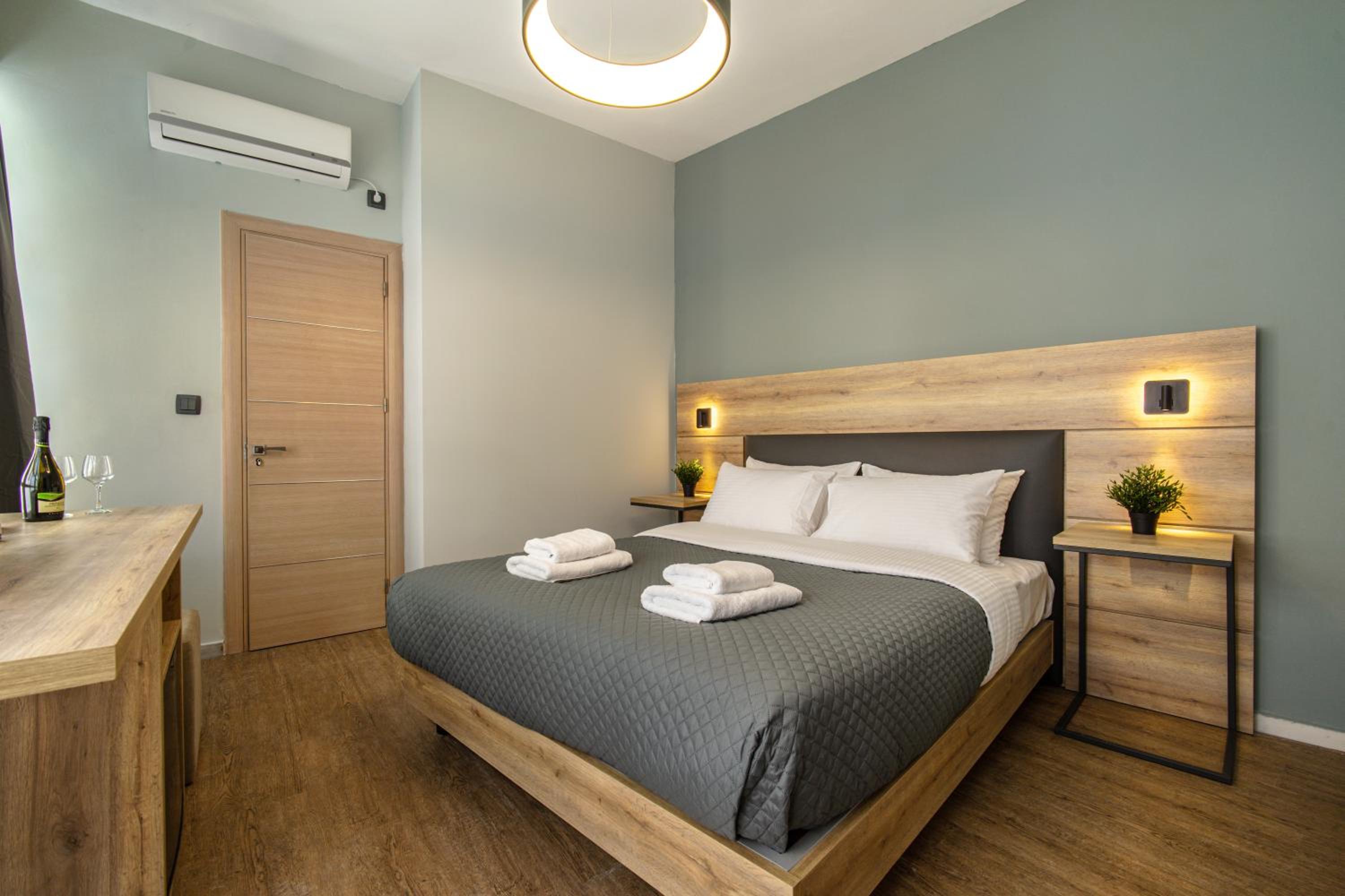 Deluxe Double Room photo 2