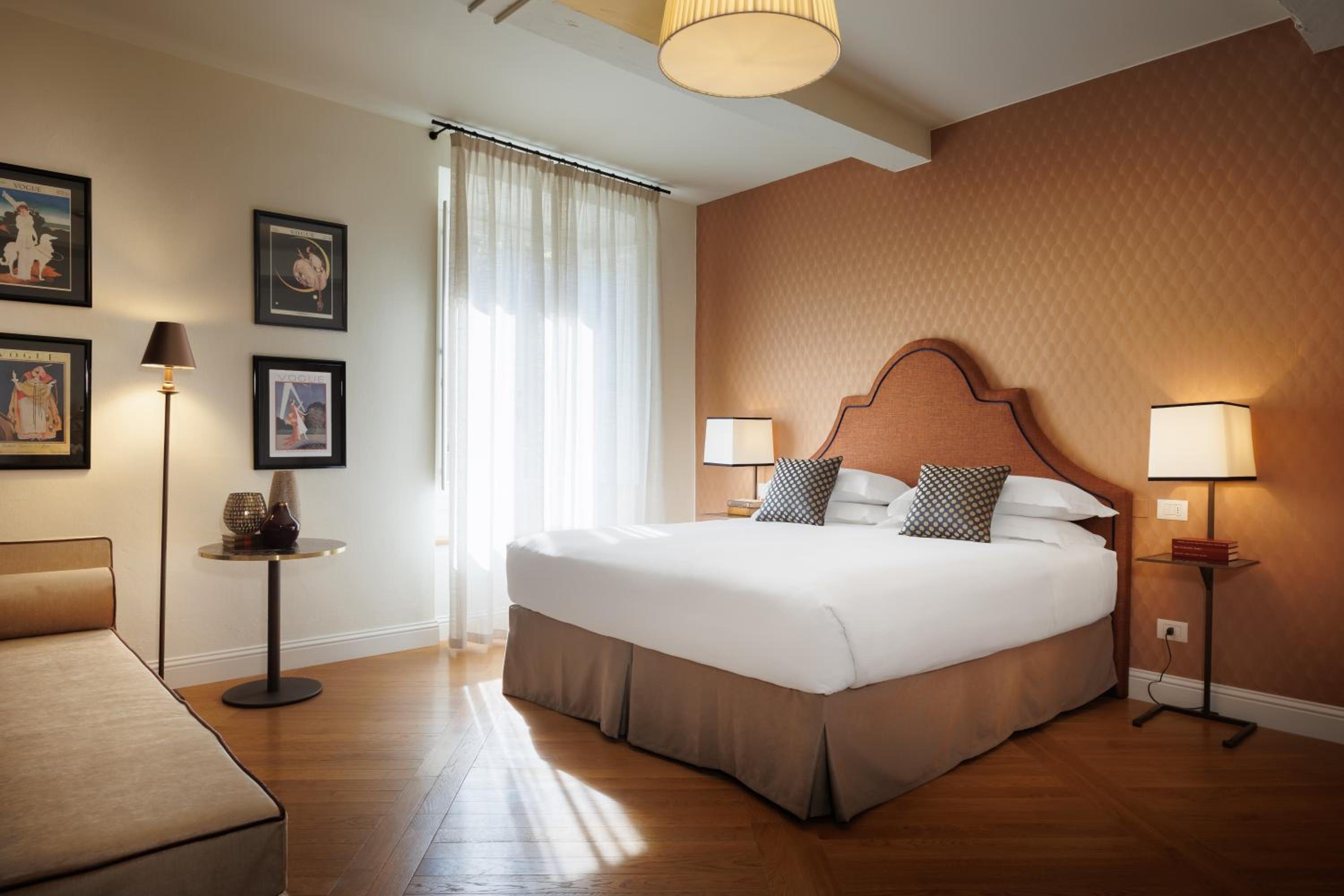 Deluxe King Room photo 3