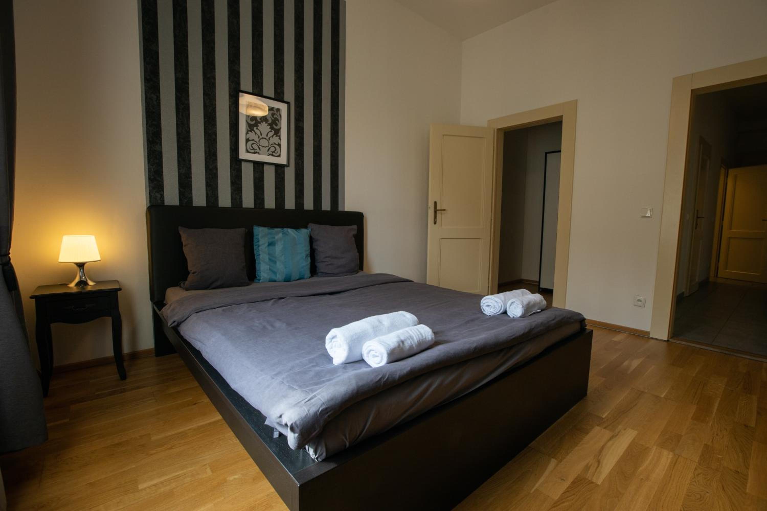 Two-Bedroom Apartment thumbnail 5