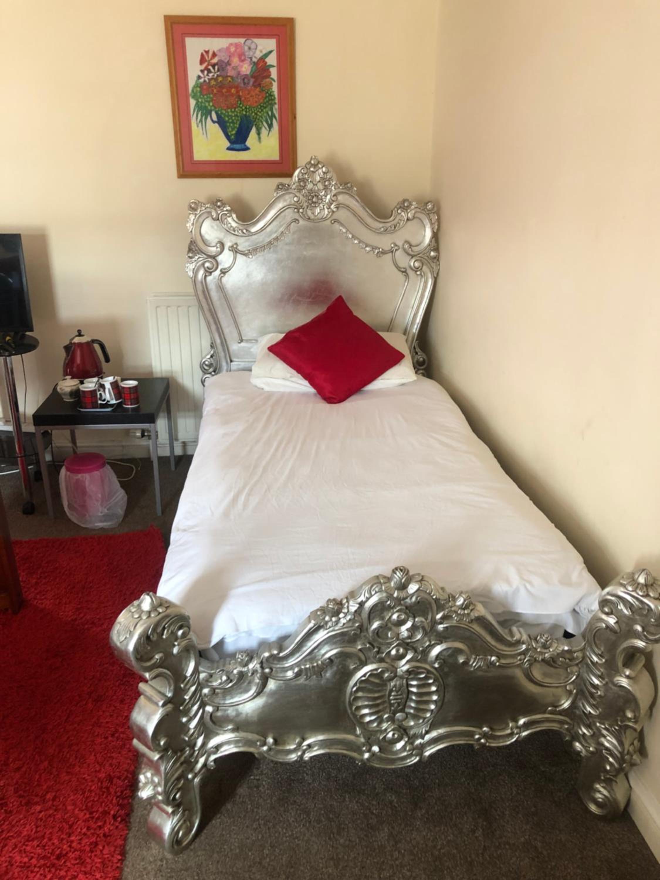 Four Poster Suite Family or Twin - Photo 1