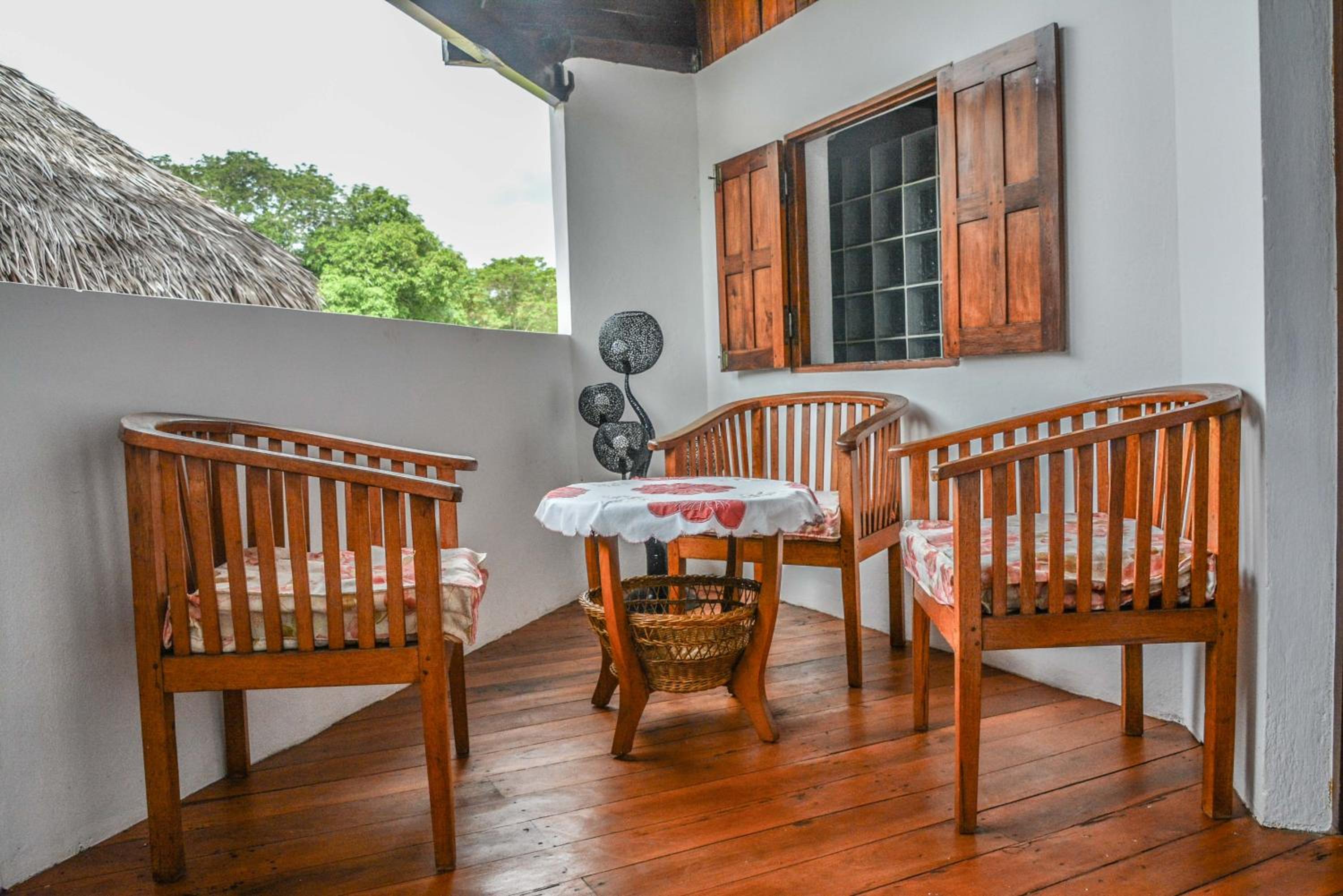 Deluxe Bungalow photo 3