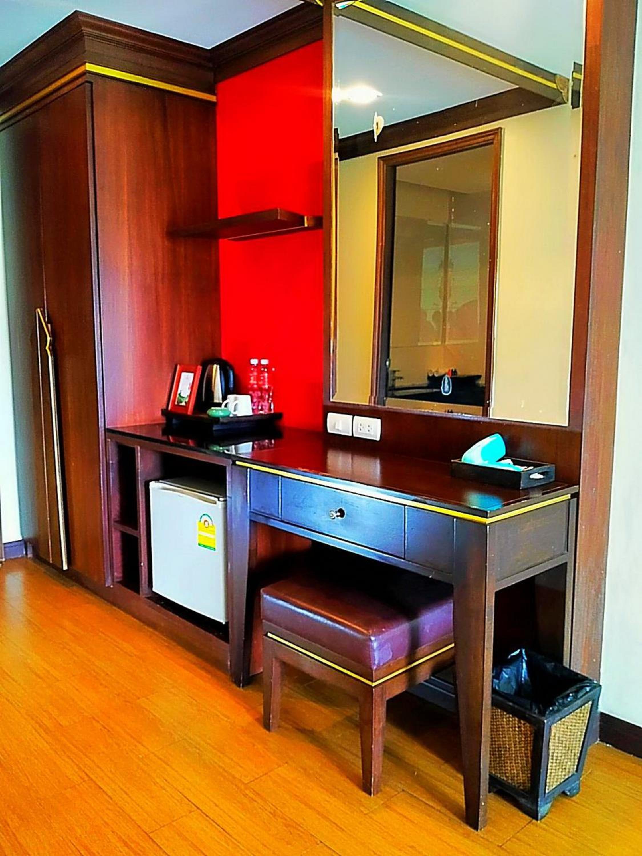 Superior Twin Room with Sea View - Photo 7
