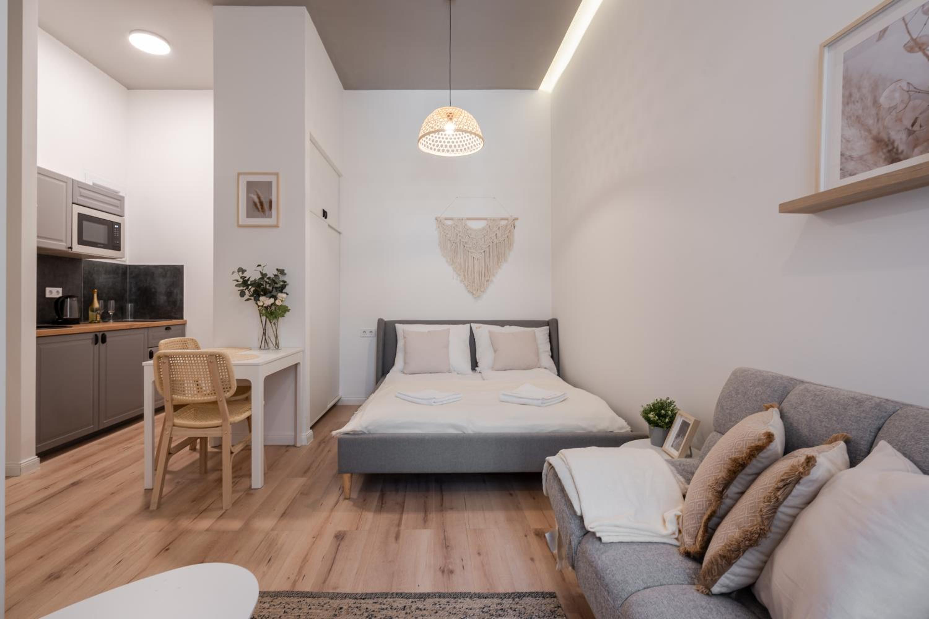 Superior Apartment
