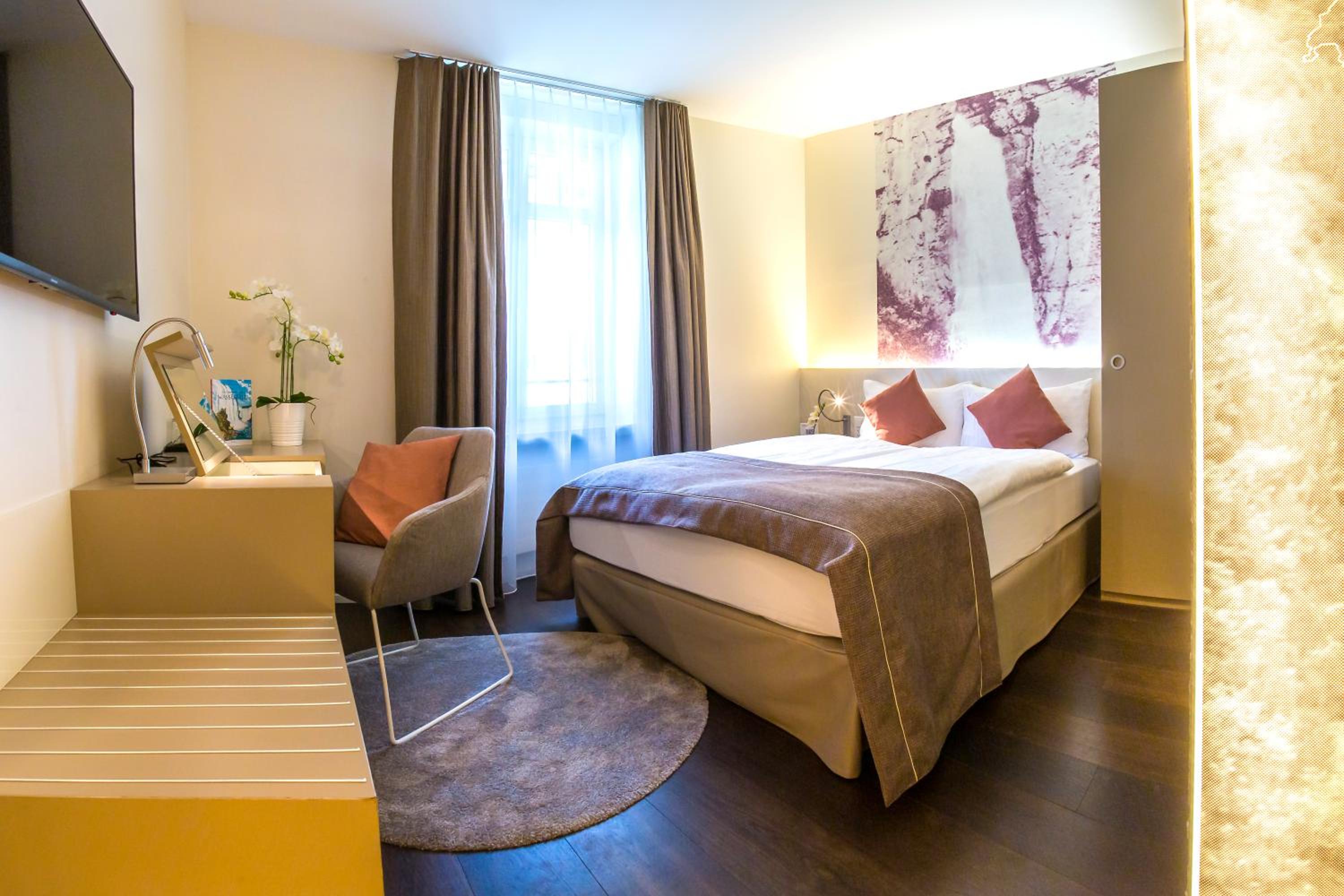 Available room