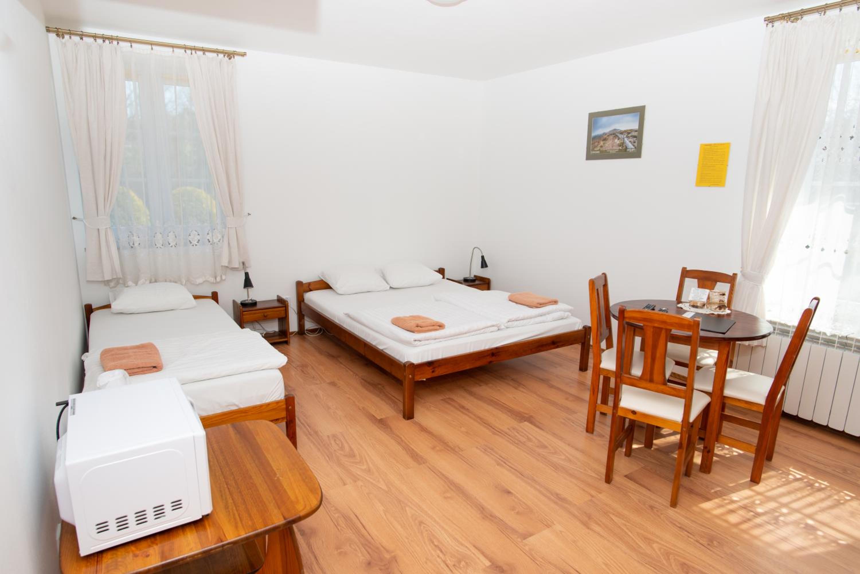 Triple Room - Photo 2