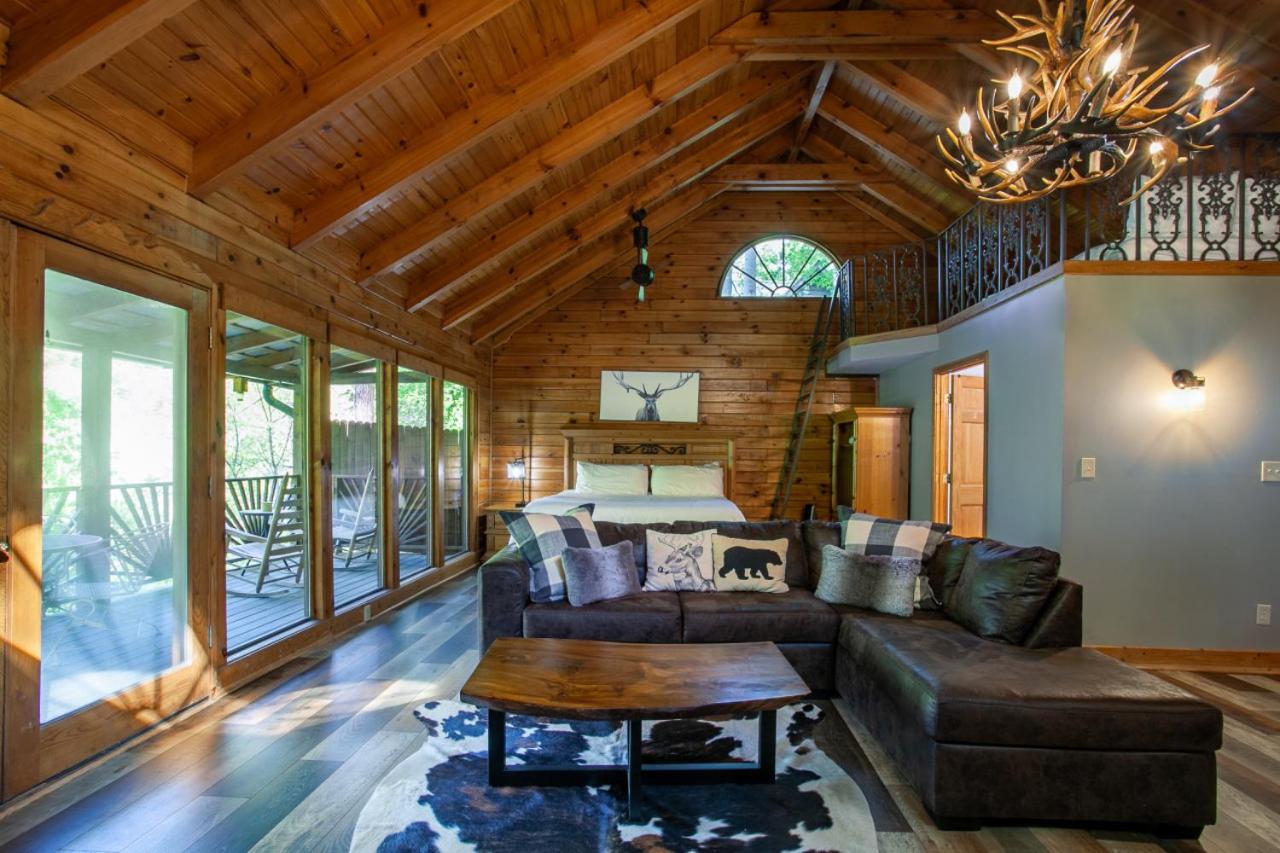 One-Bedroom House photo 2