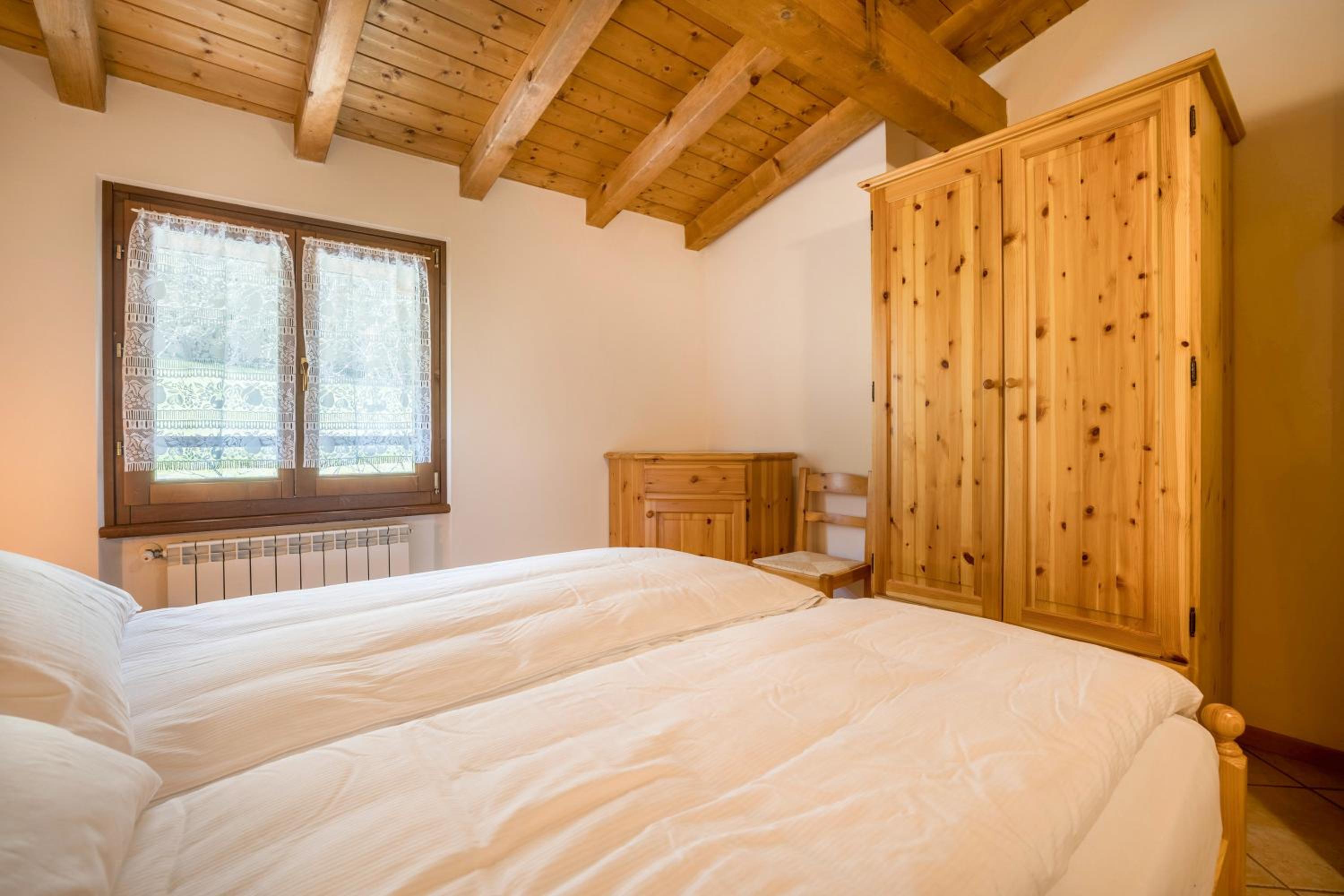 Two-Bedroom Deluxe Apartment with Garden View