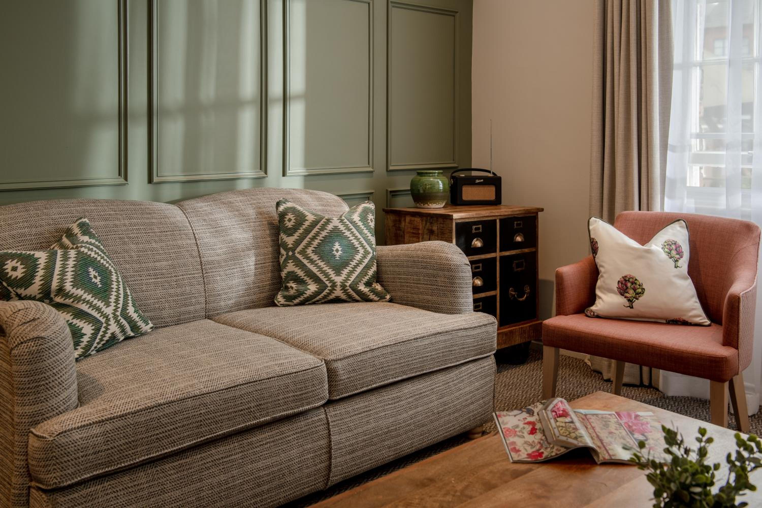 House Suite - Photo 2
