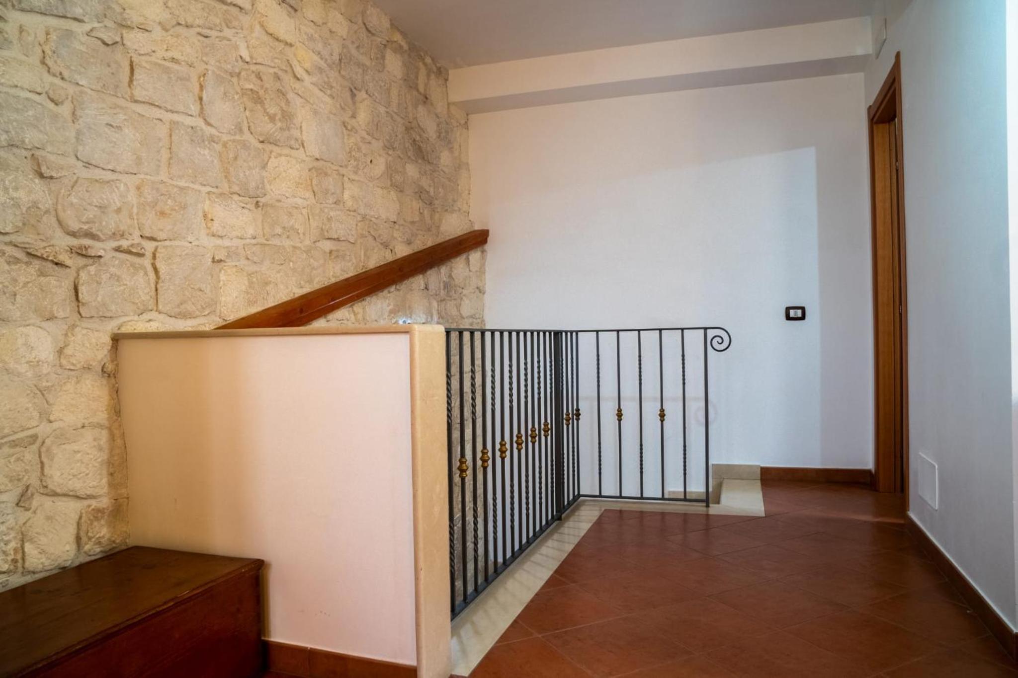 Maisonette photo 2
