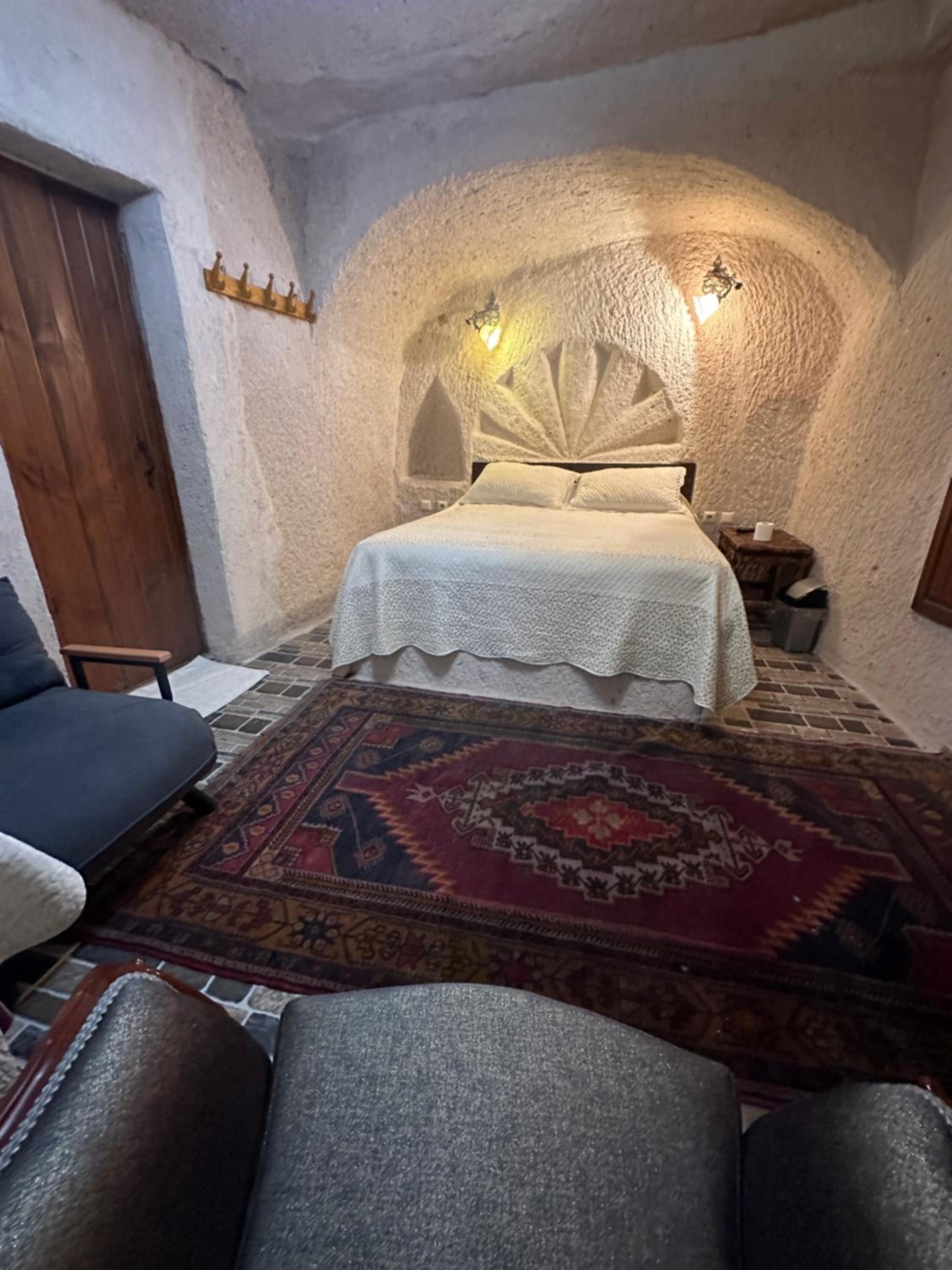 Cave Room photo 3