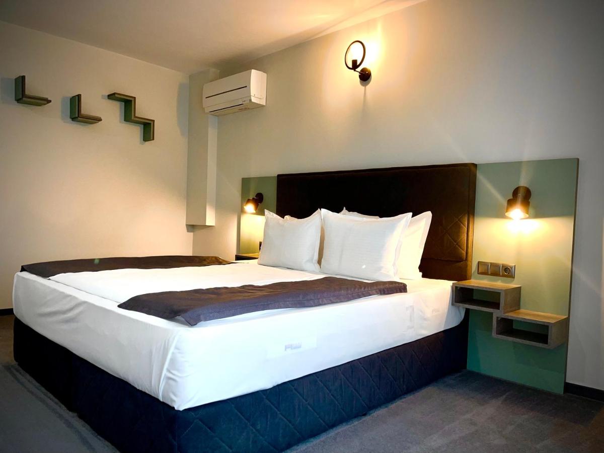Deluxe Double Room photo 2