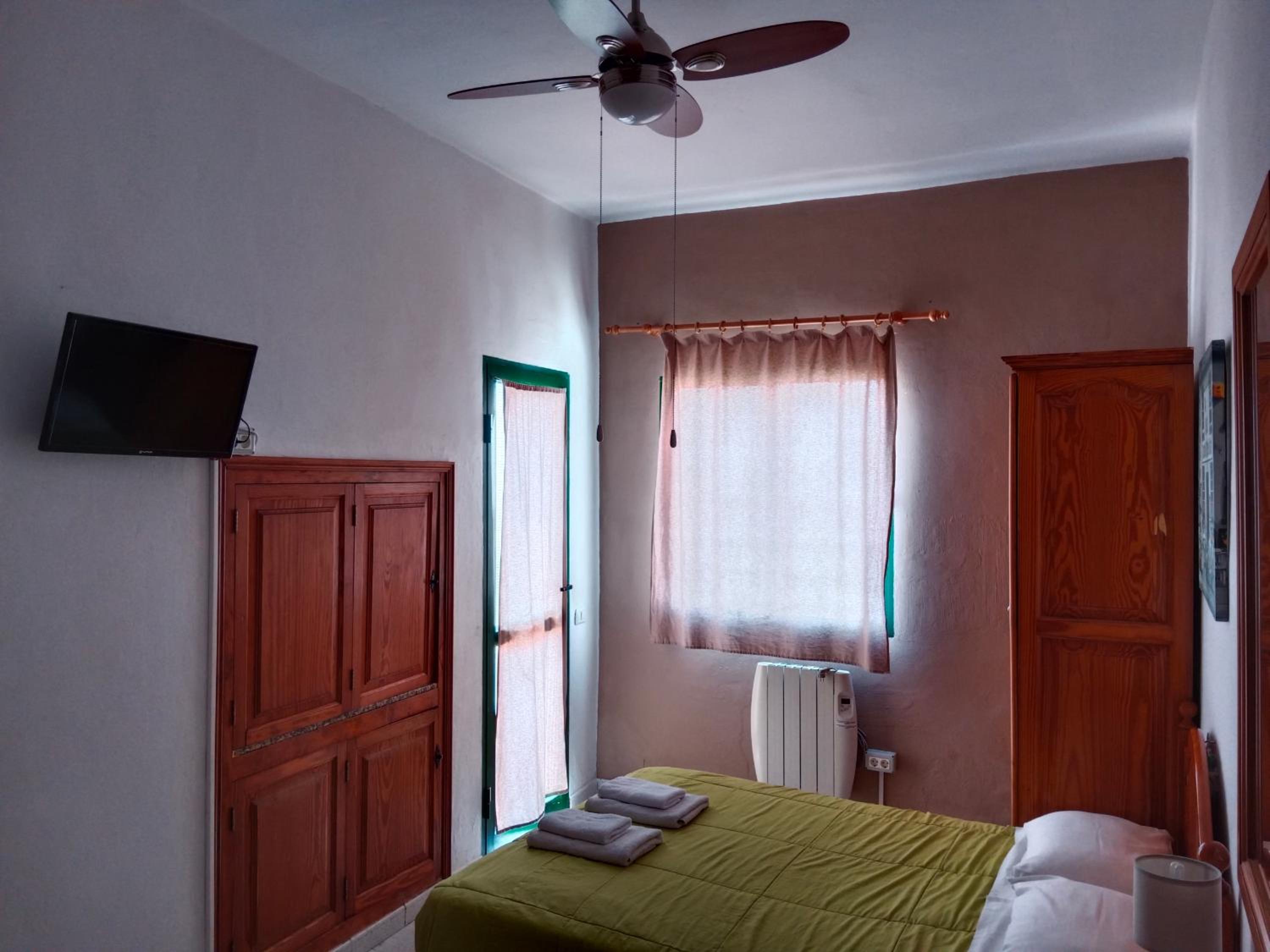 Estudio con terraza