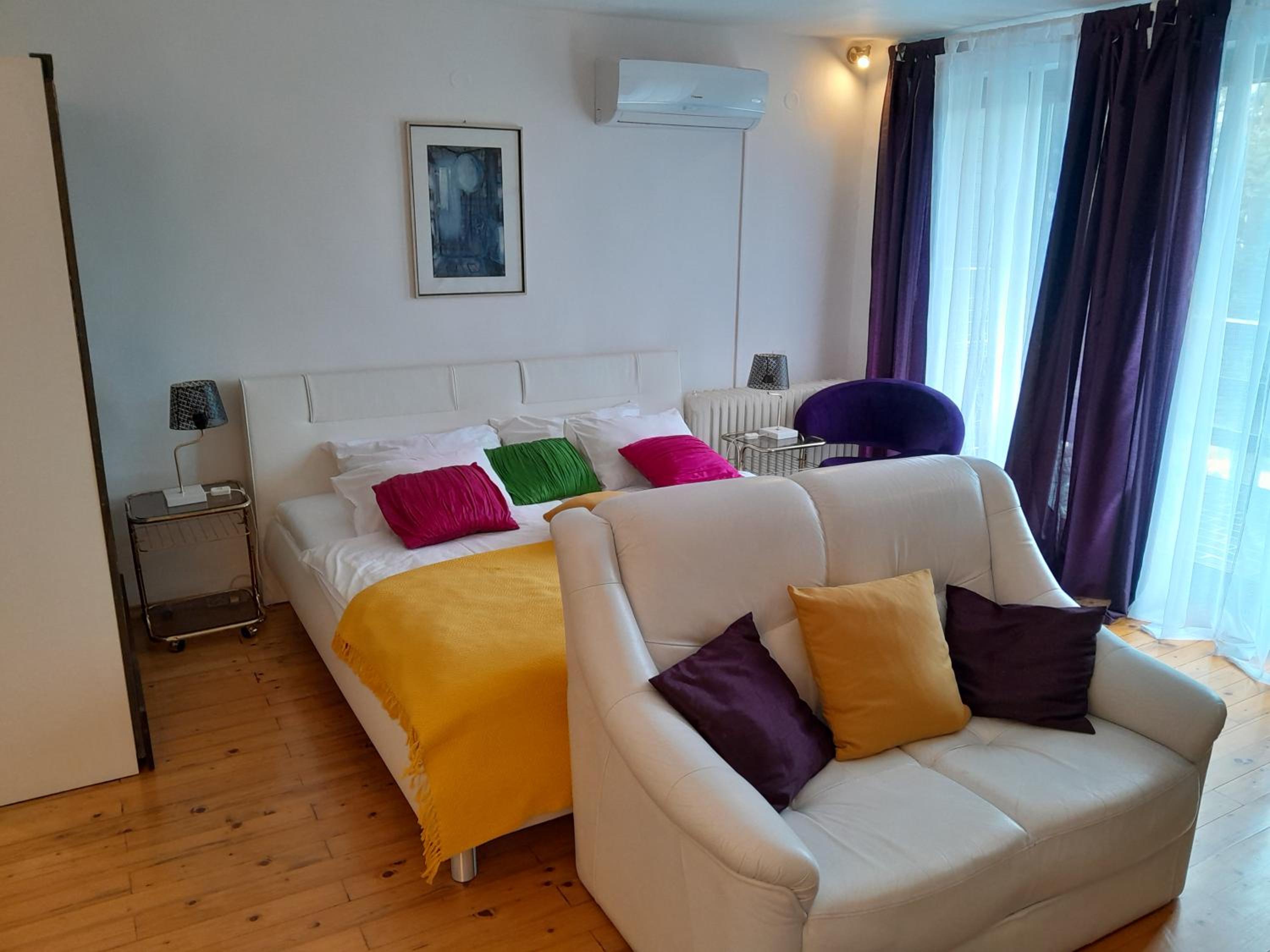 Duplex Two-Bedroom Apartment with Terrace - Photo 13