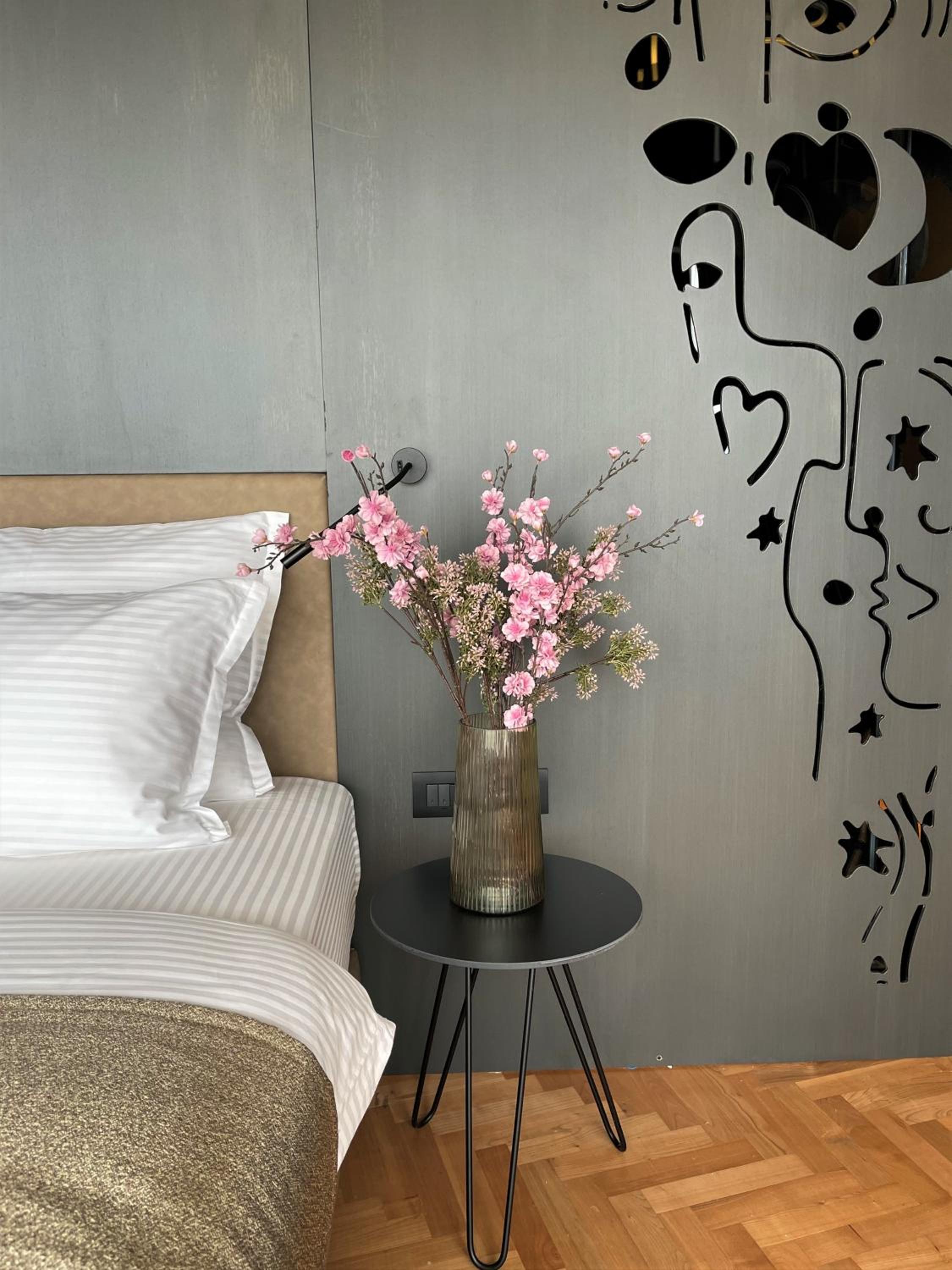 Junior Suite with City View