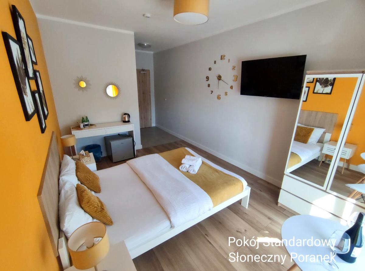 Double Room with Private Bathroom photo 3