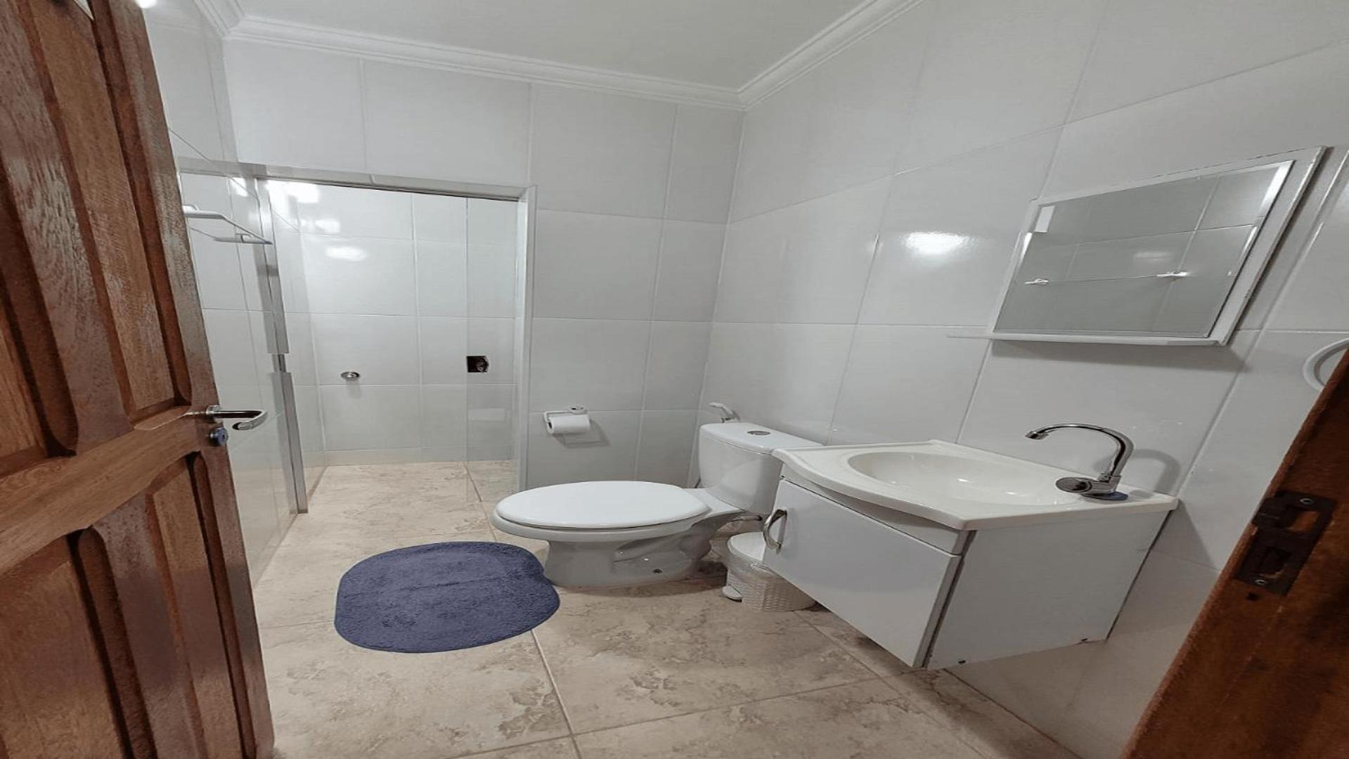 Double Room with Shared Toilet photo 2