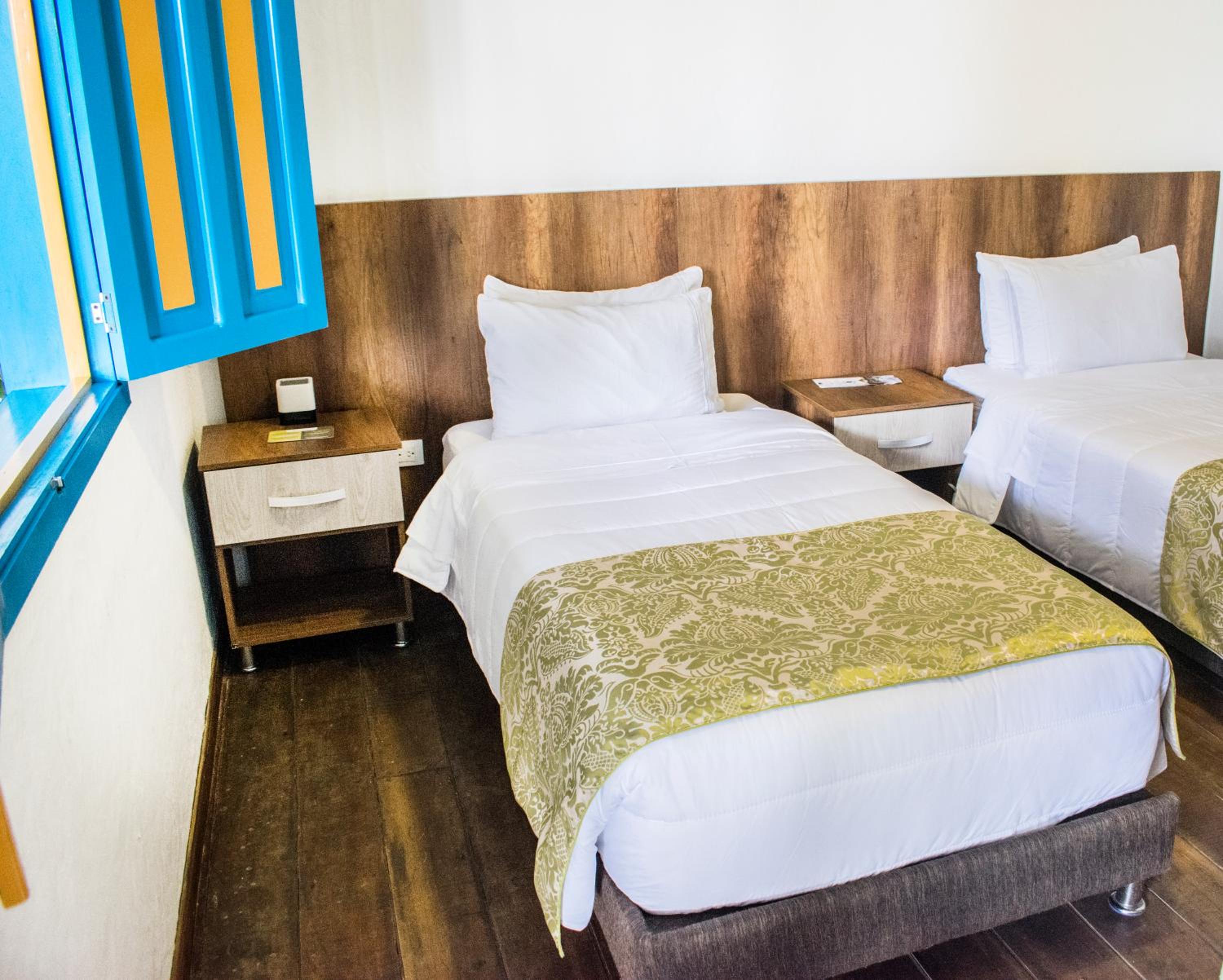 Standard Twin Room photo 2