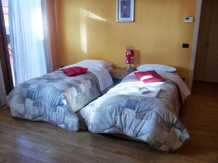 Twin Room - Photo 7
