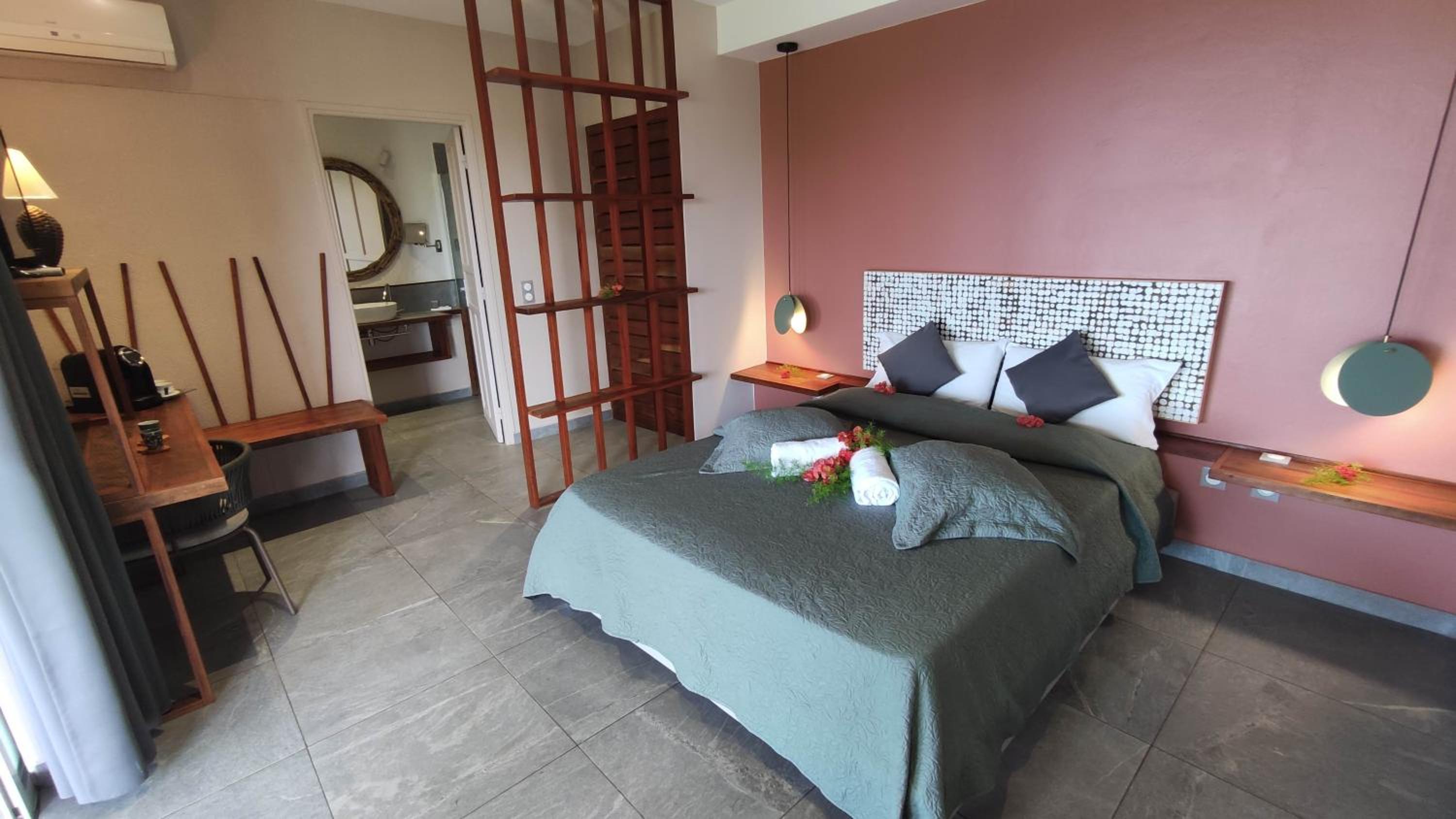 Suite with Sea View - Photo 7