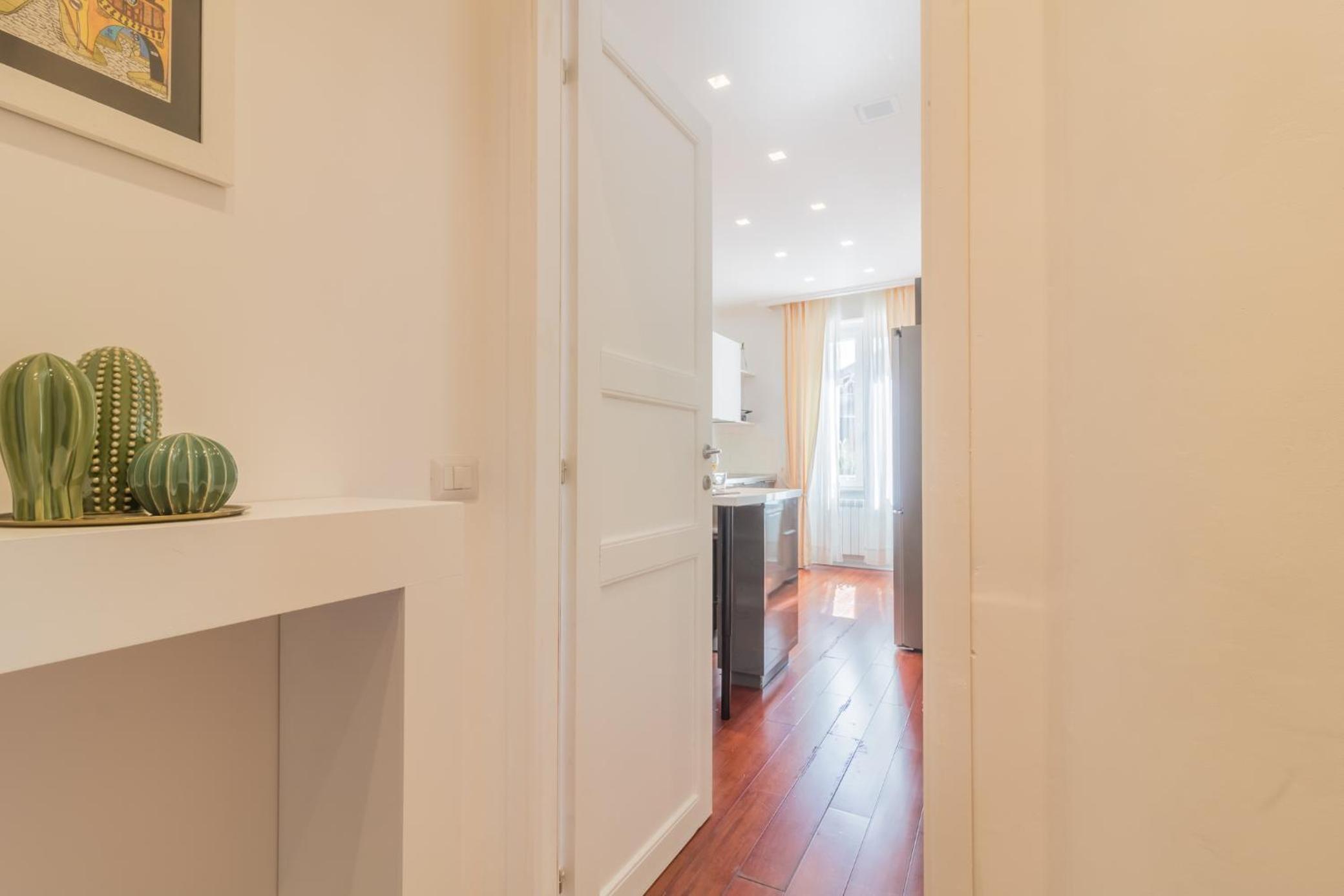 Apartment photo 3