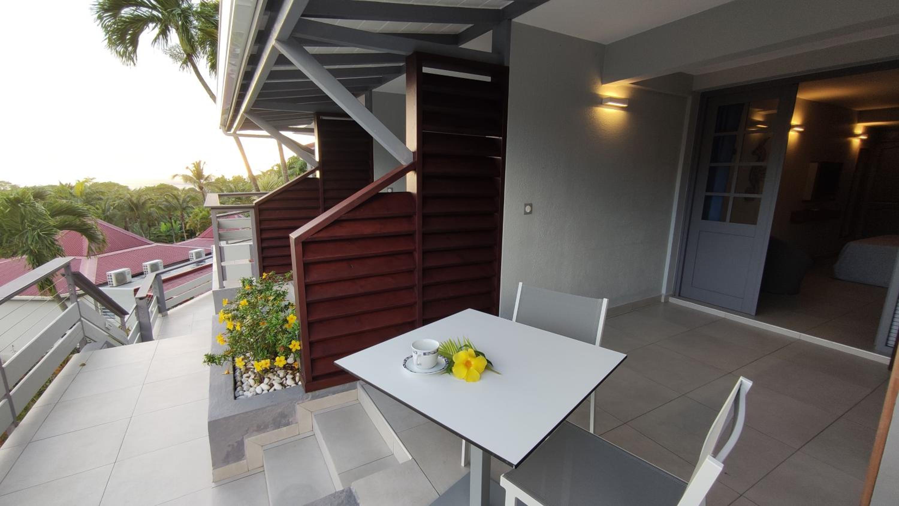 Studio Standard "Vue Mer Latérale "  - Photo 8