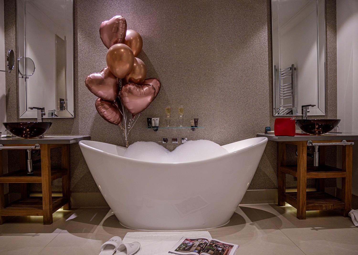 Luxury Garden Suite - Photo 18
