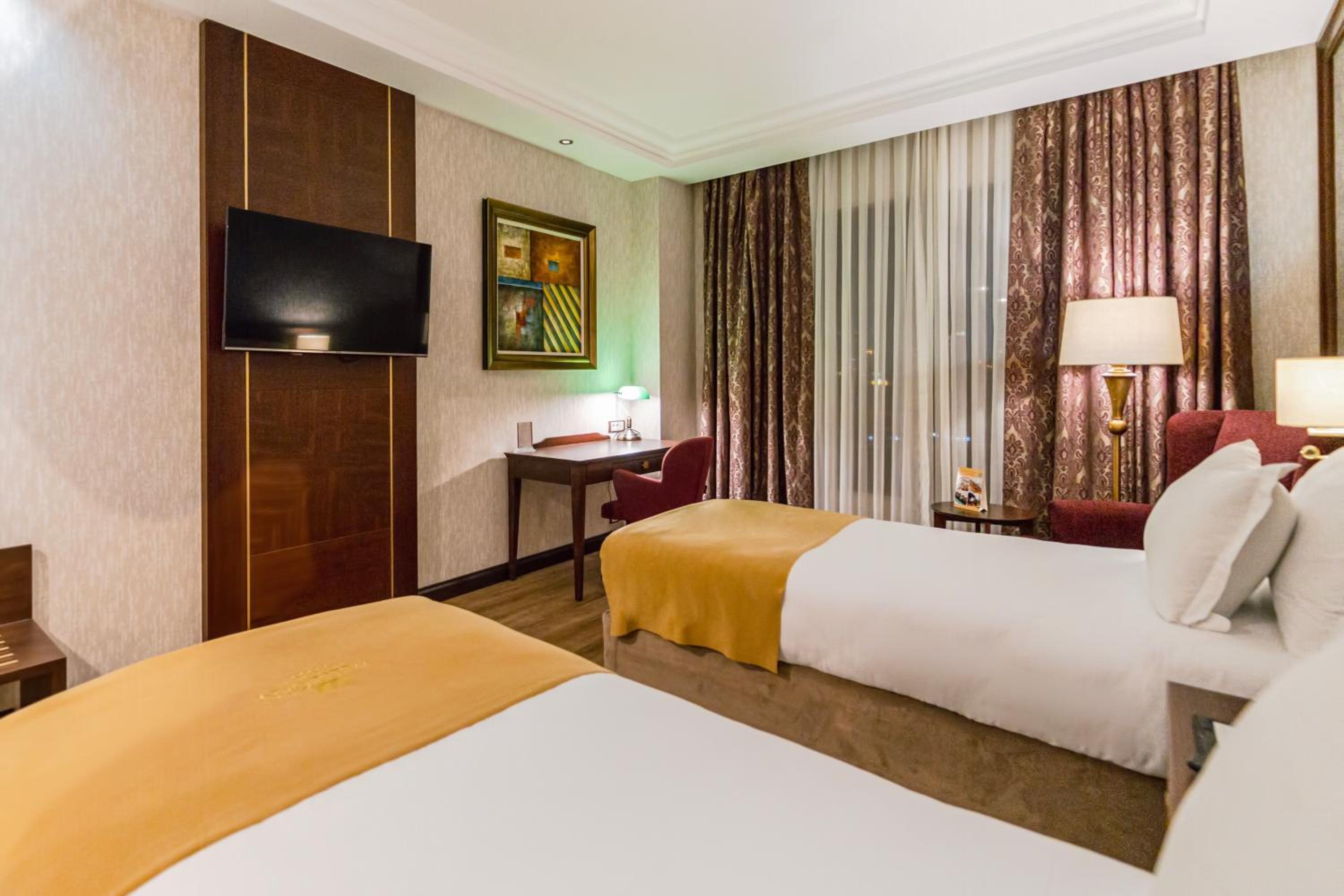 Deluxe Zweibettzimmer mit Bergblick