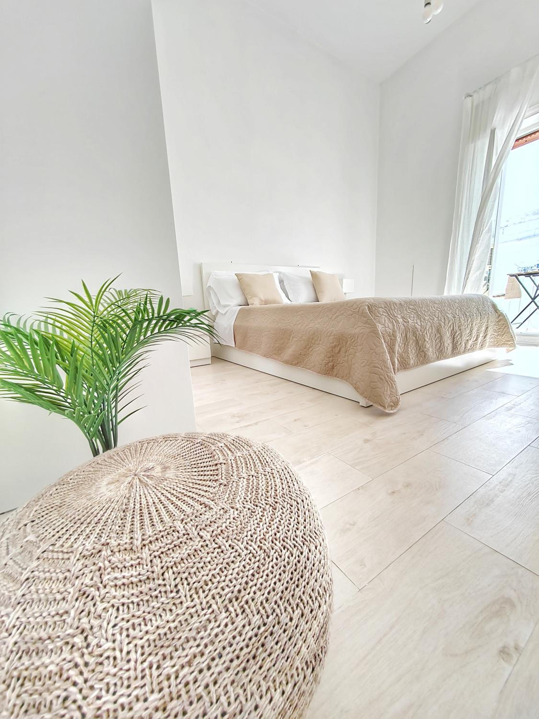 Apartamento com Varanda