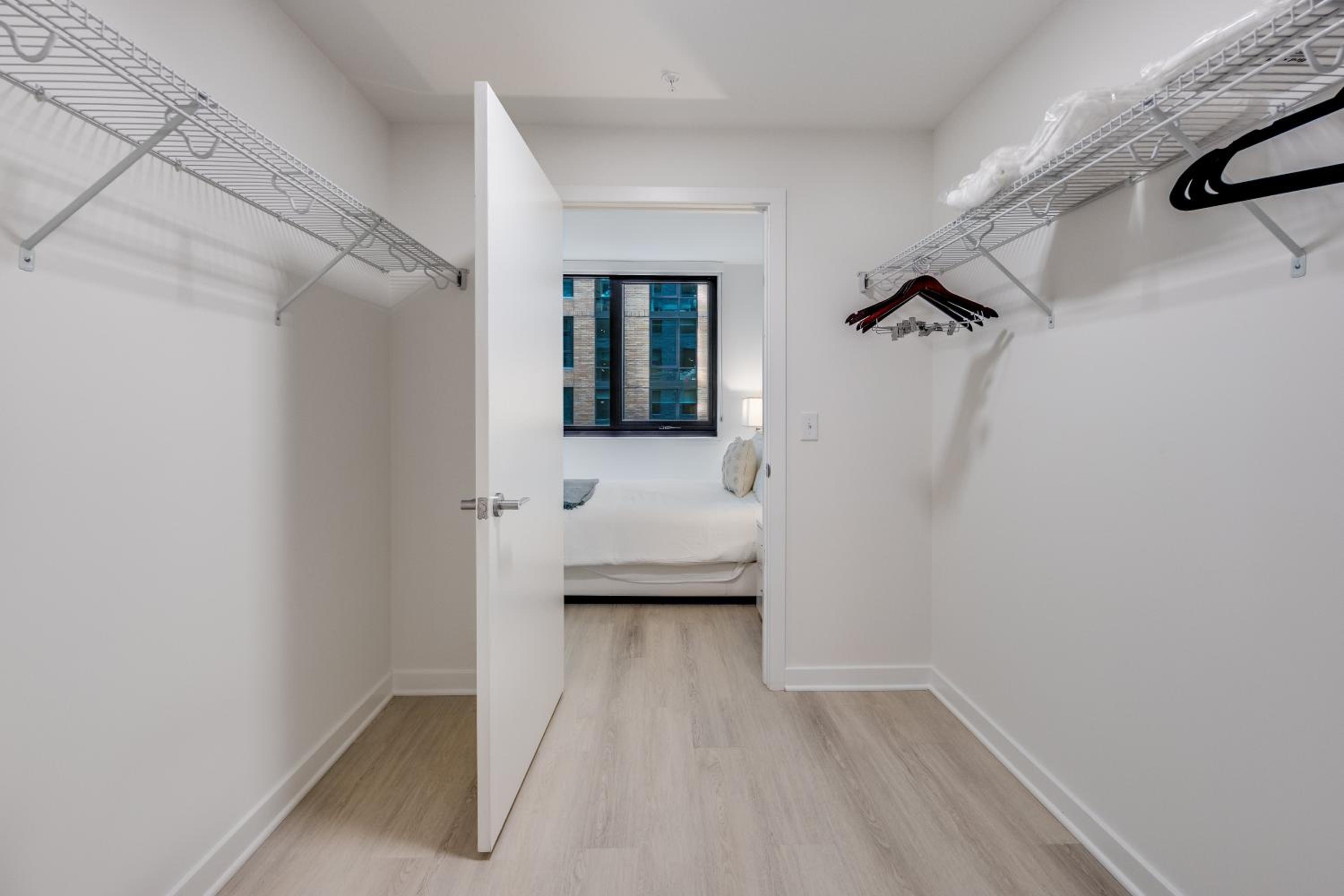 Two-Bedroom Apartment - Photo 18