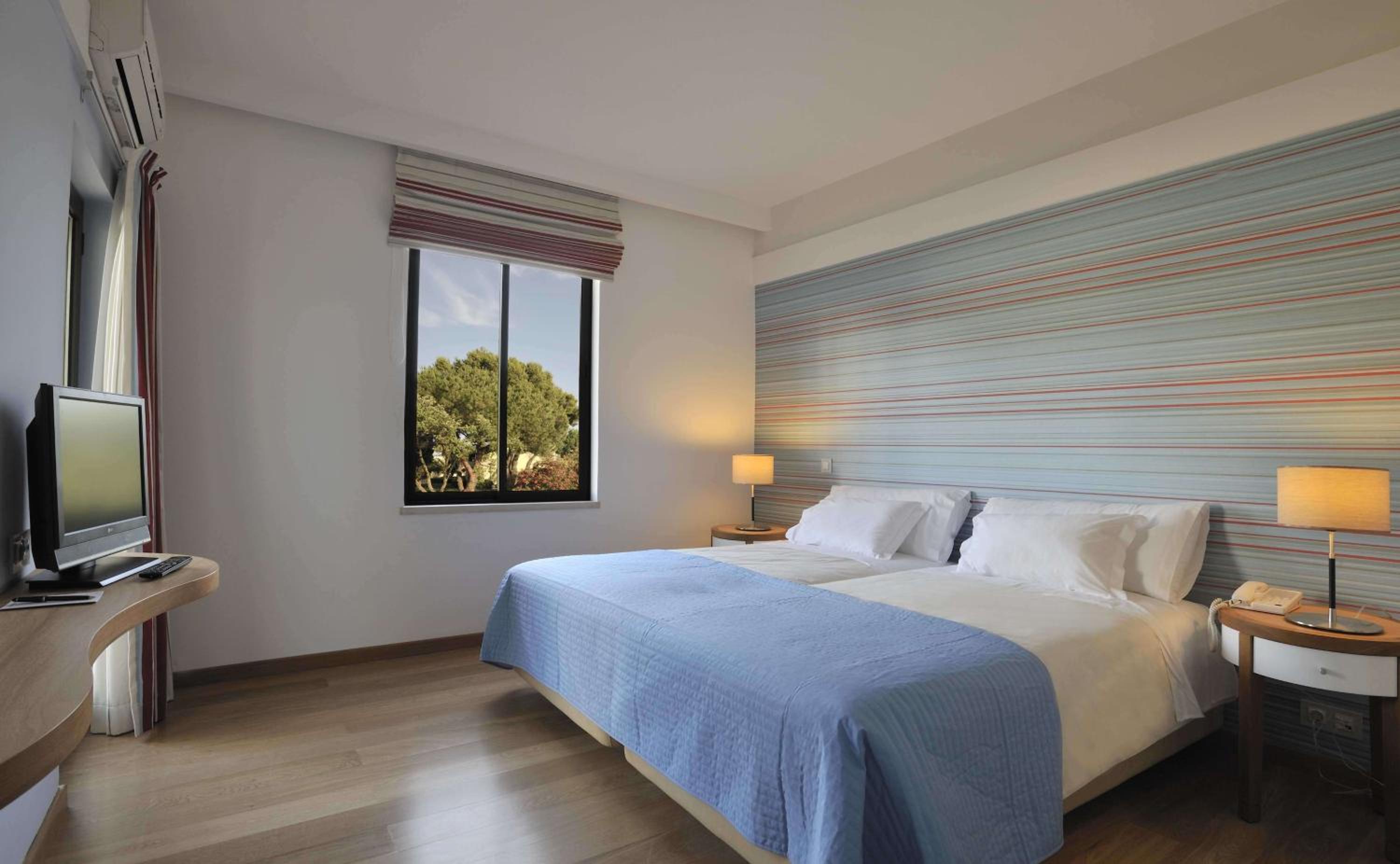 Suite with Garden View - Photo 1