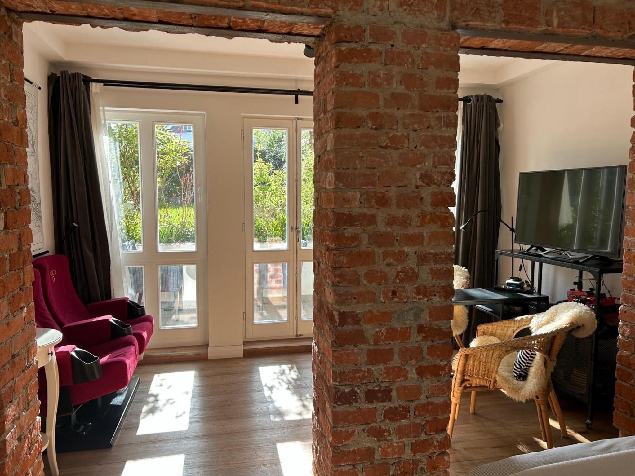 Two-Bedroom Apartment - Photo 21