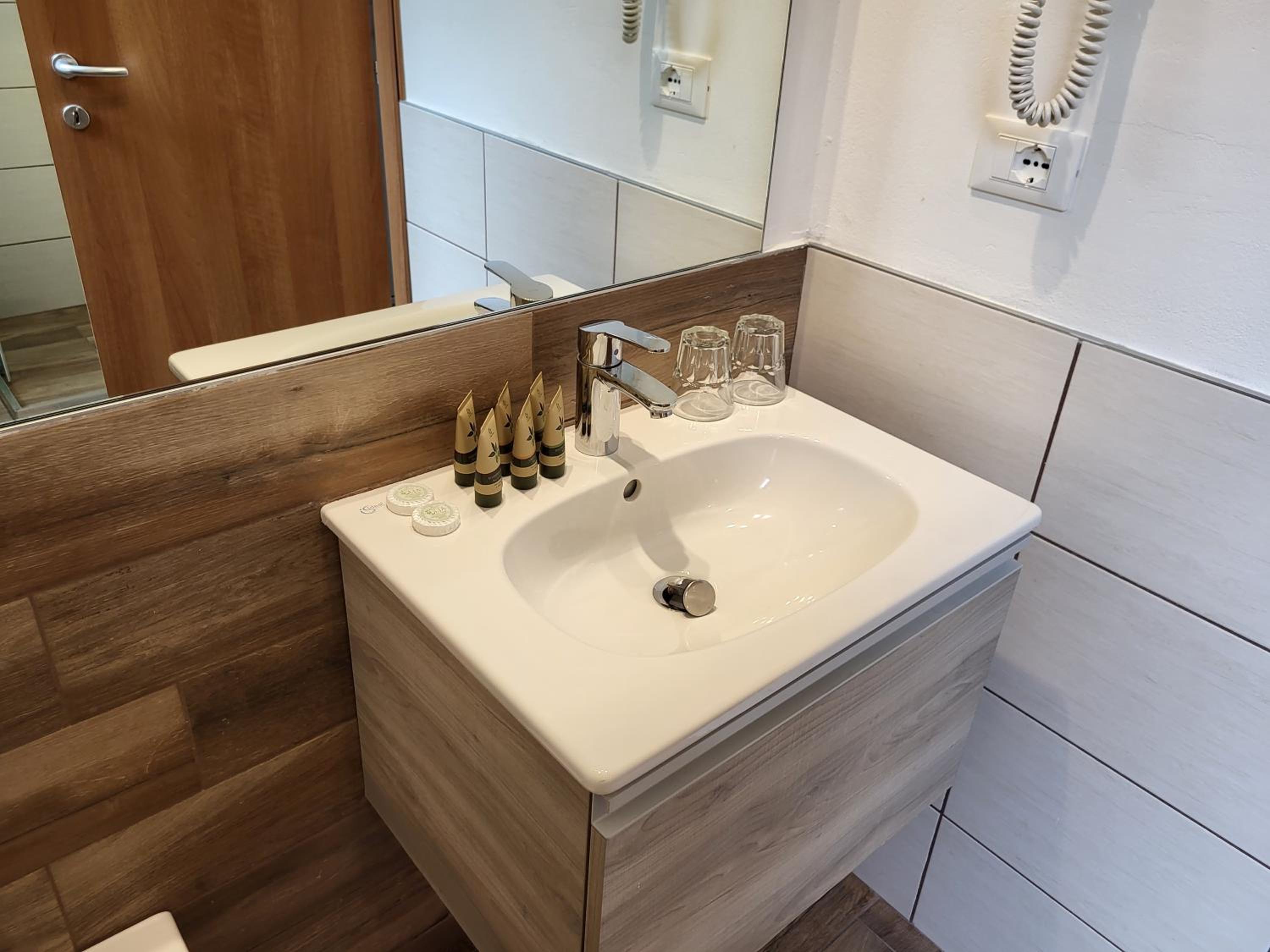 Junior Suite with Balcony photo 3