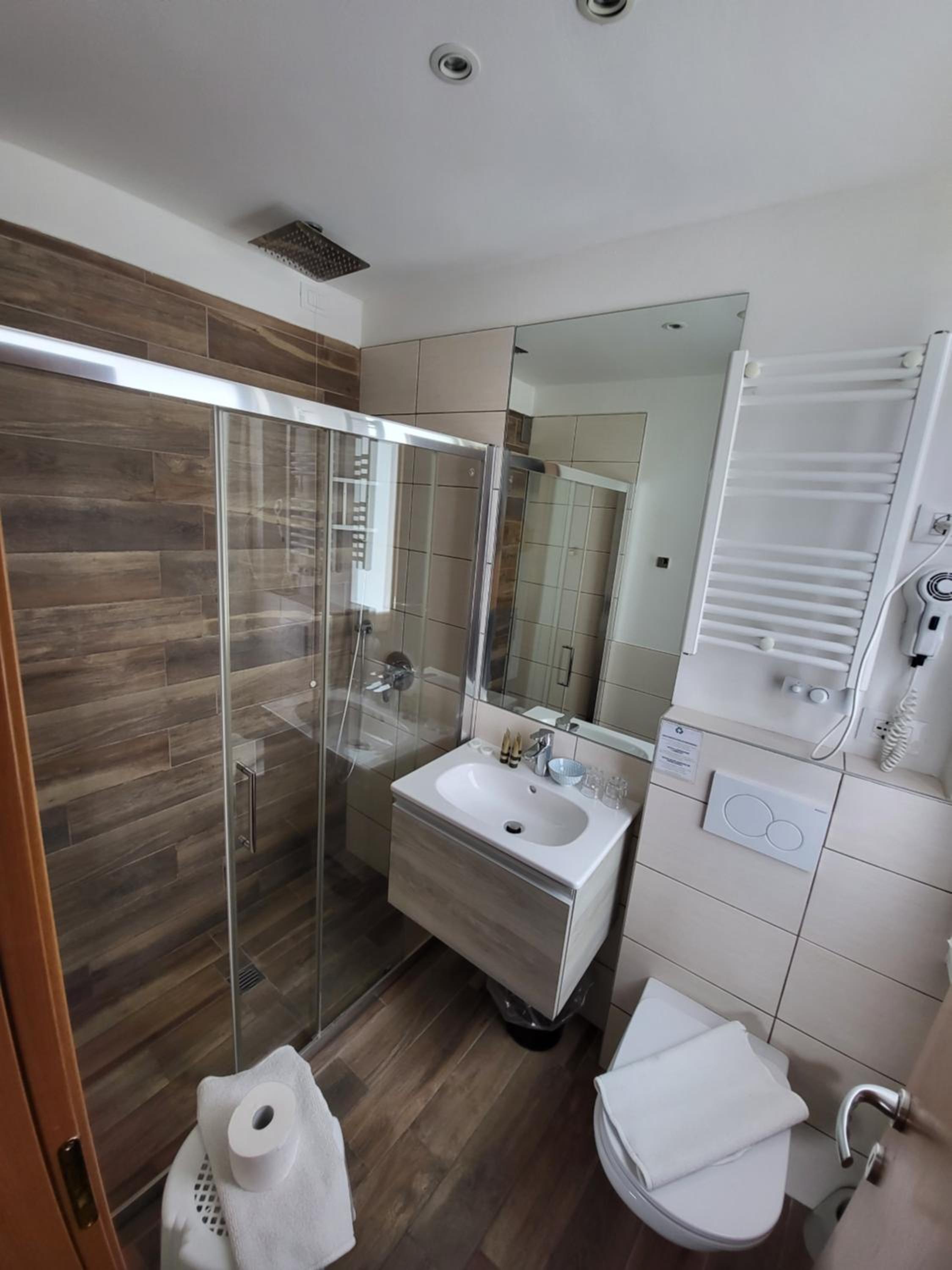 Double Room with Pool View photo 2