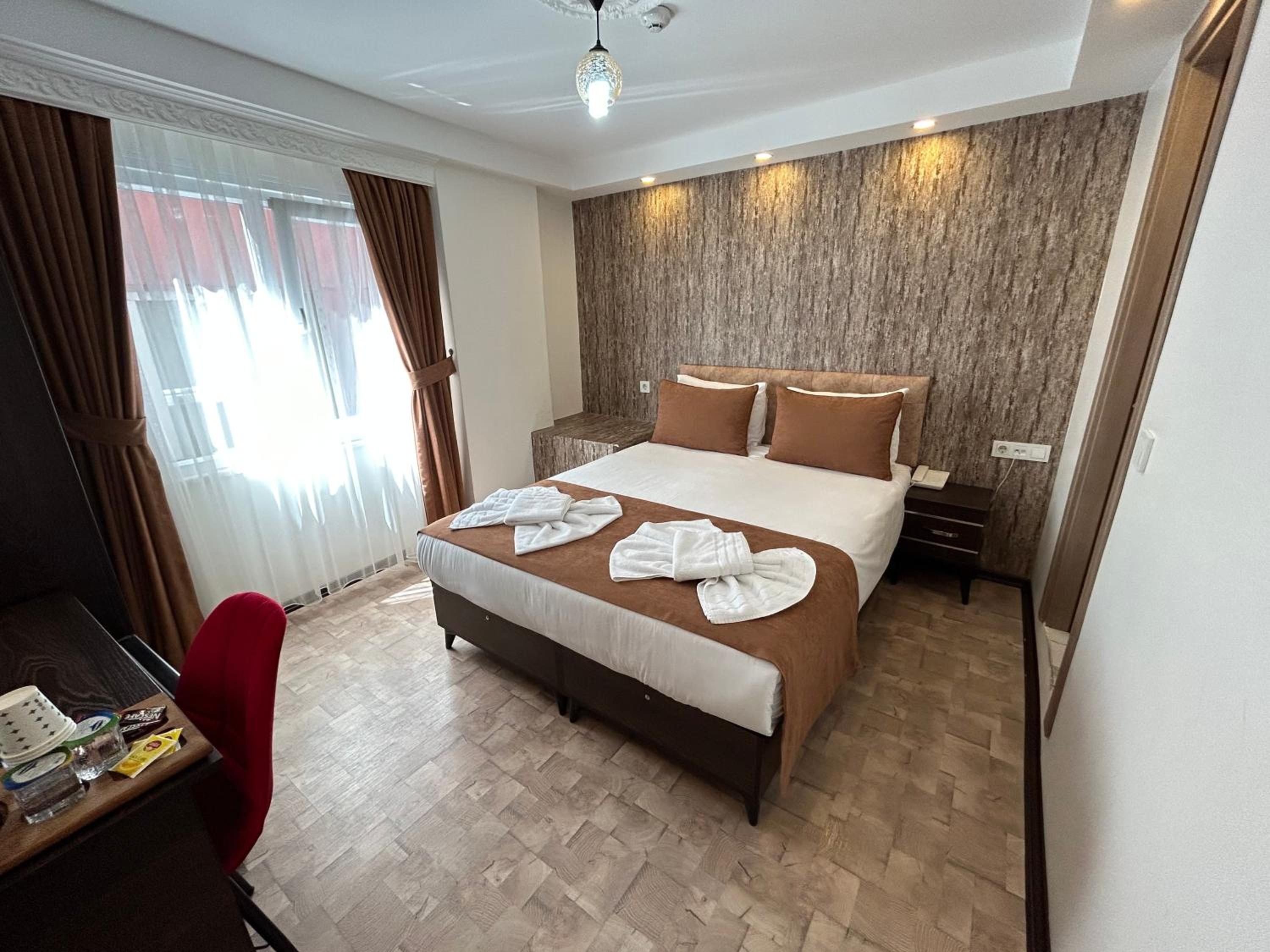 Budget Double Room photo 1
