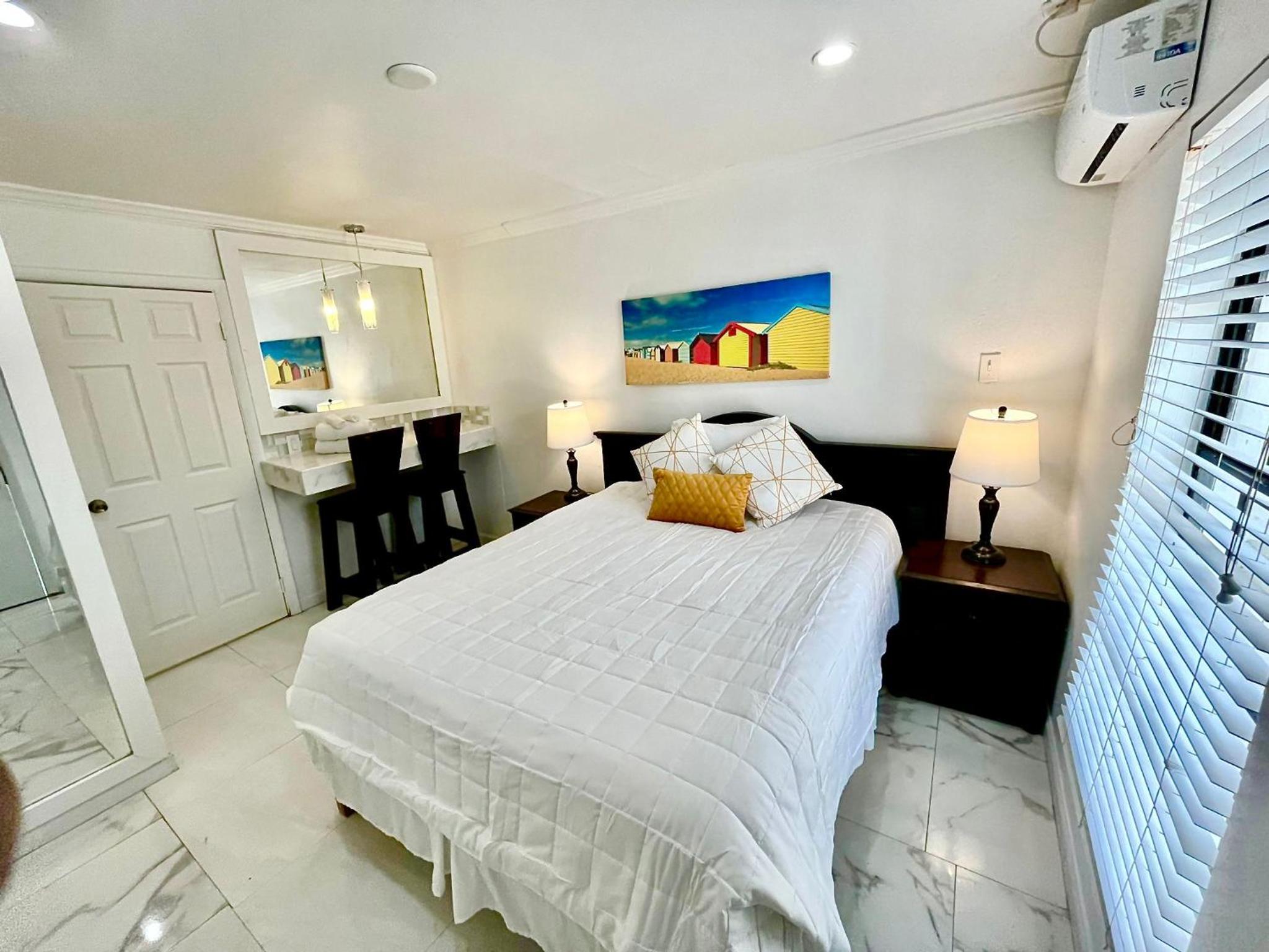 Queen Room