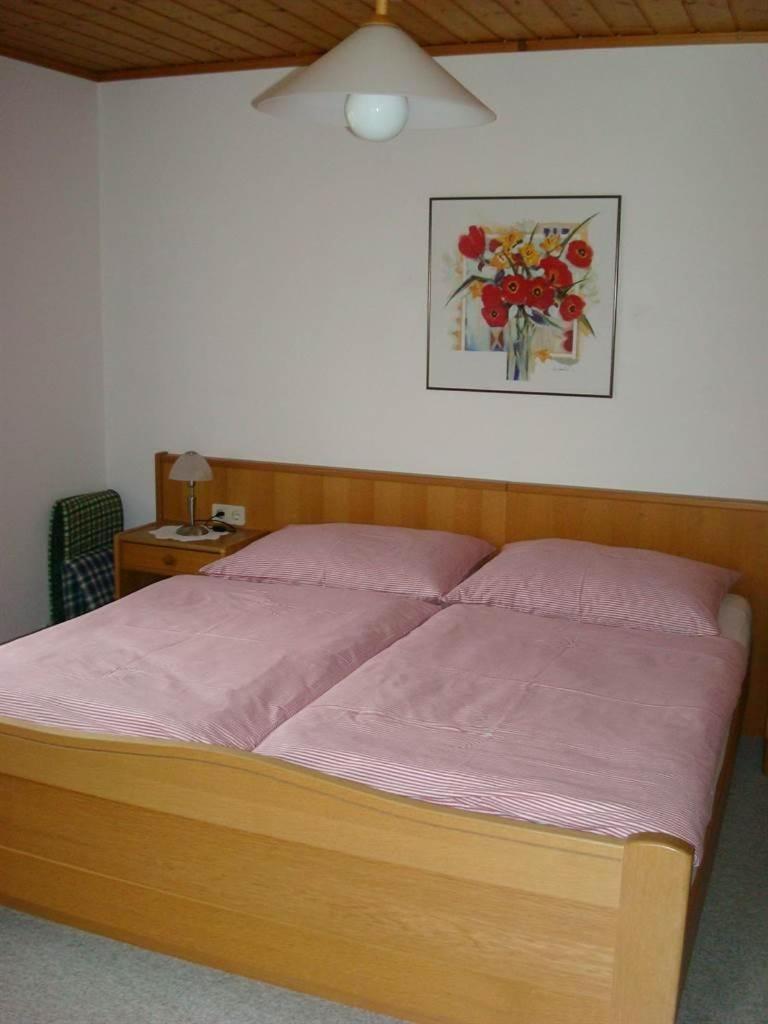 Two-Bedroom Apartment with Shower  photo 1