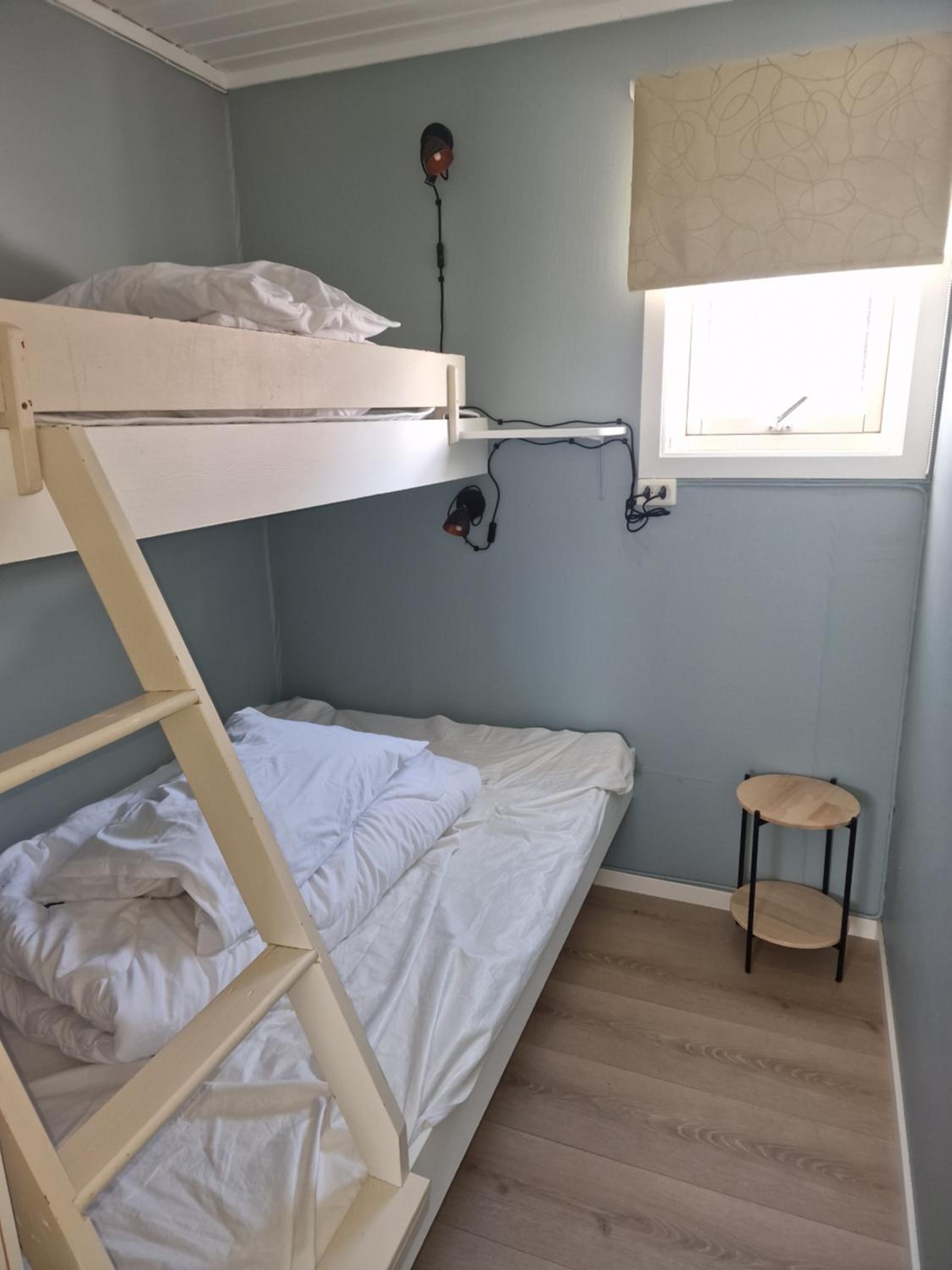 Two-Bedroom Cottage - Photo 8