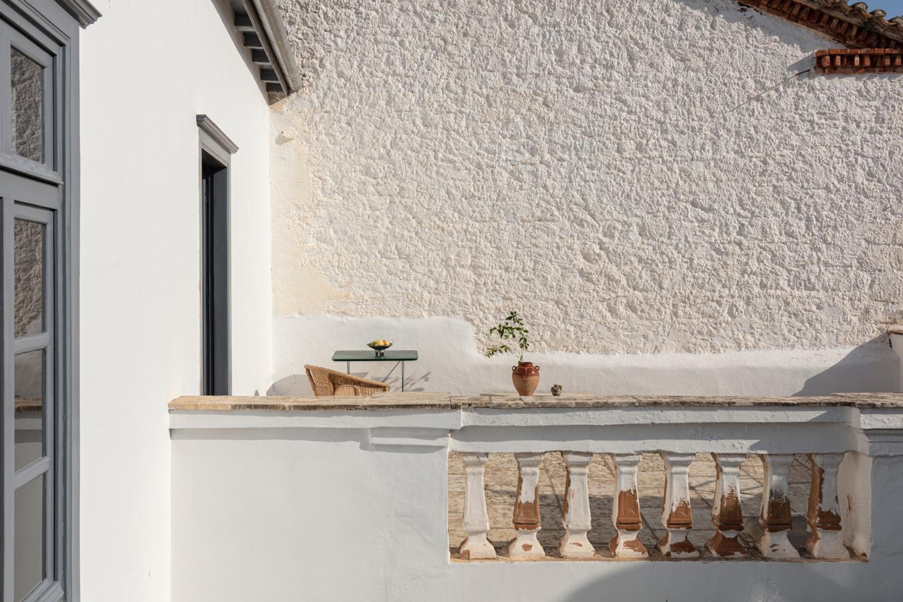 Lafina Triple Room with Terrace  photo 2