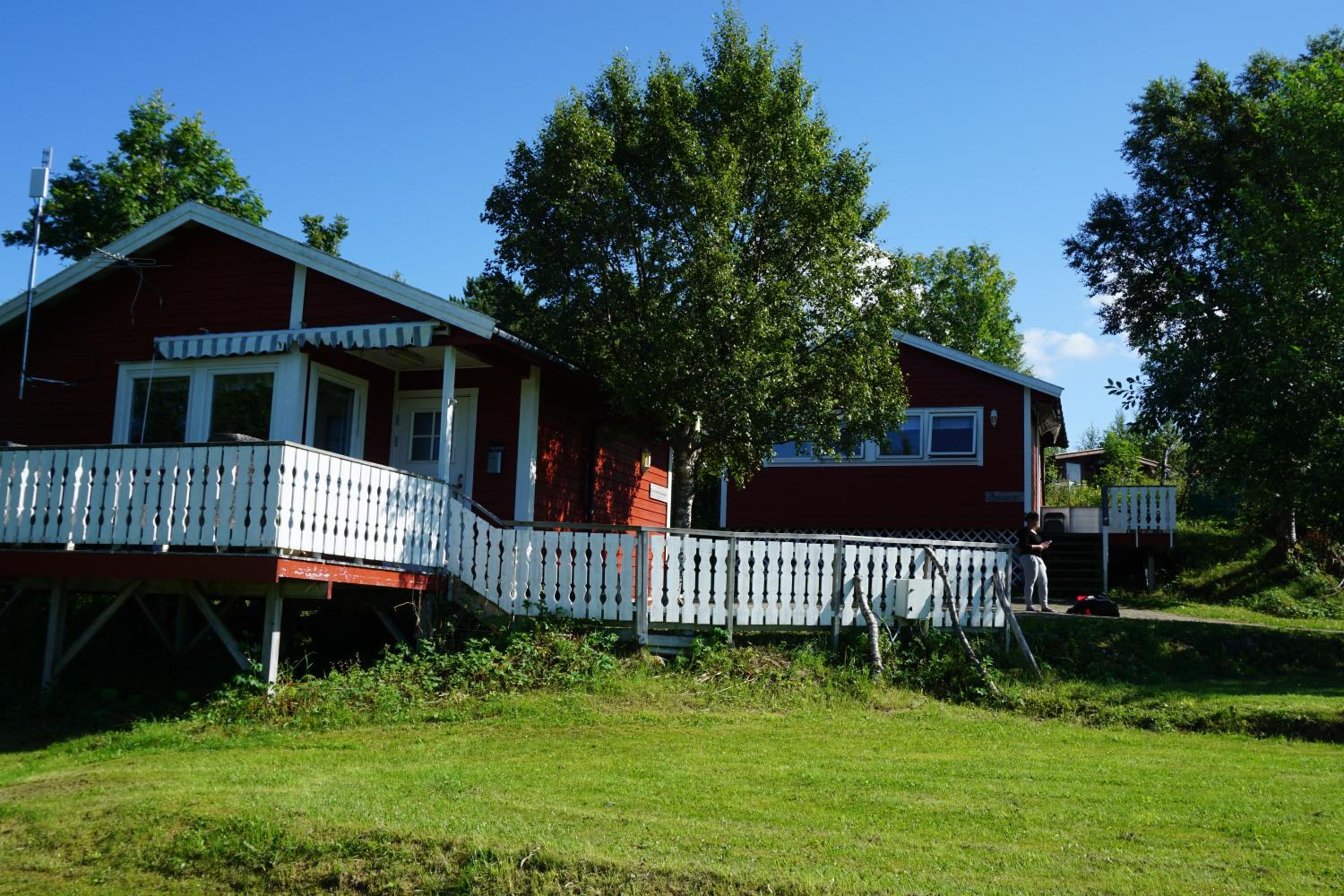 Two-Bedroom Cottage - Photo 16