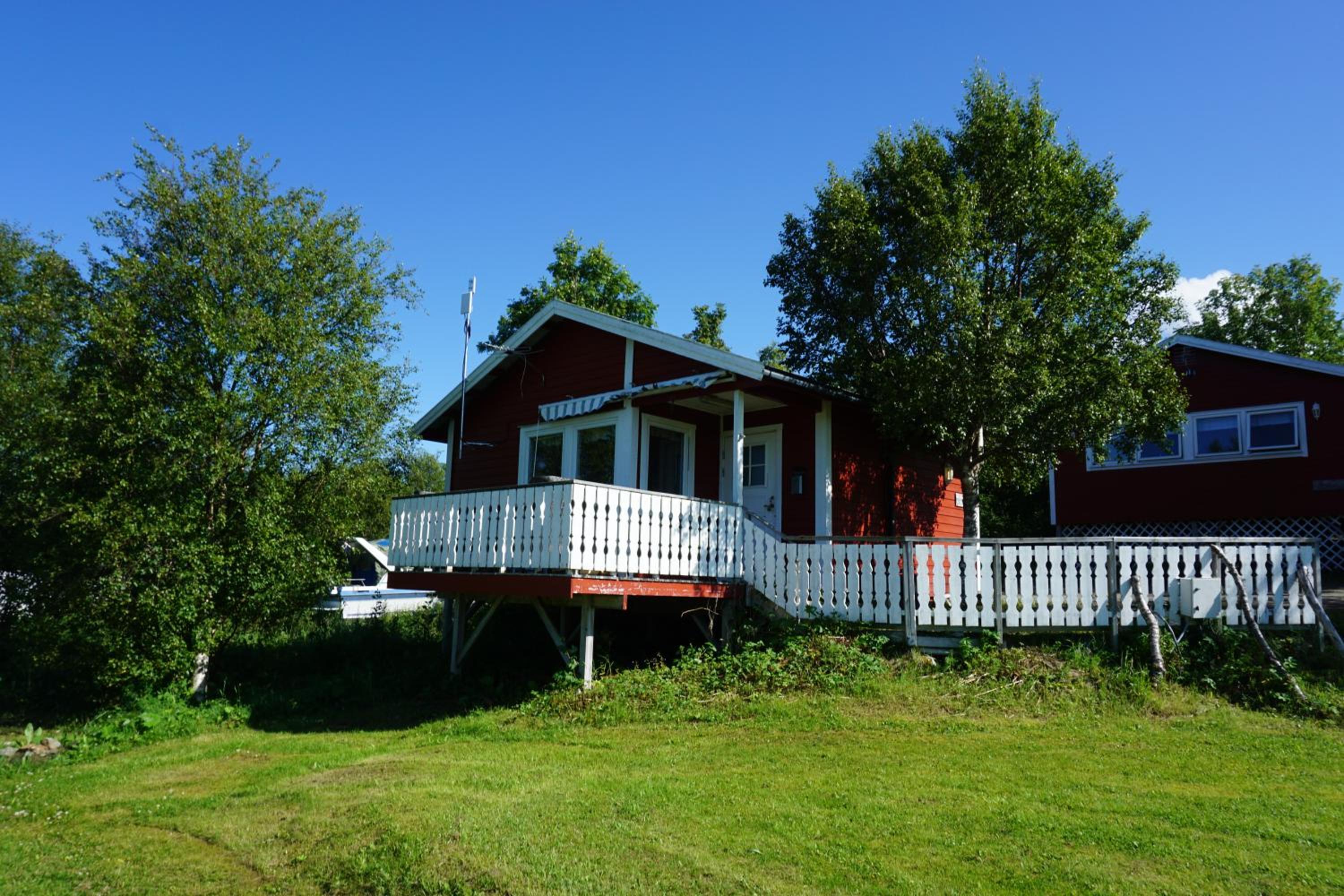 Two-Bedroom Cottage - Photo 23