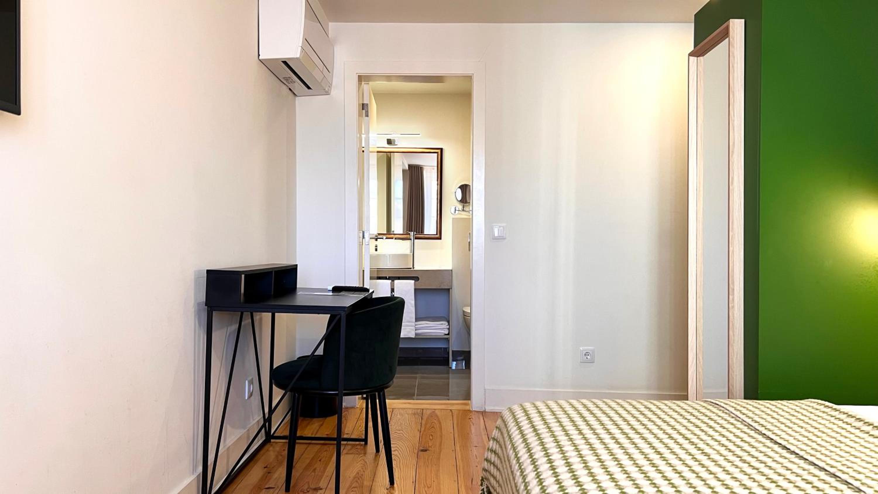 Double Room - Photo 2