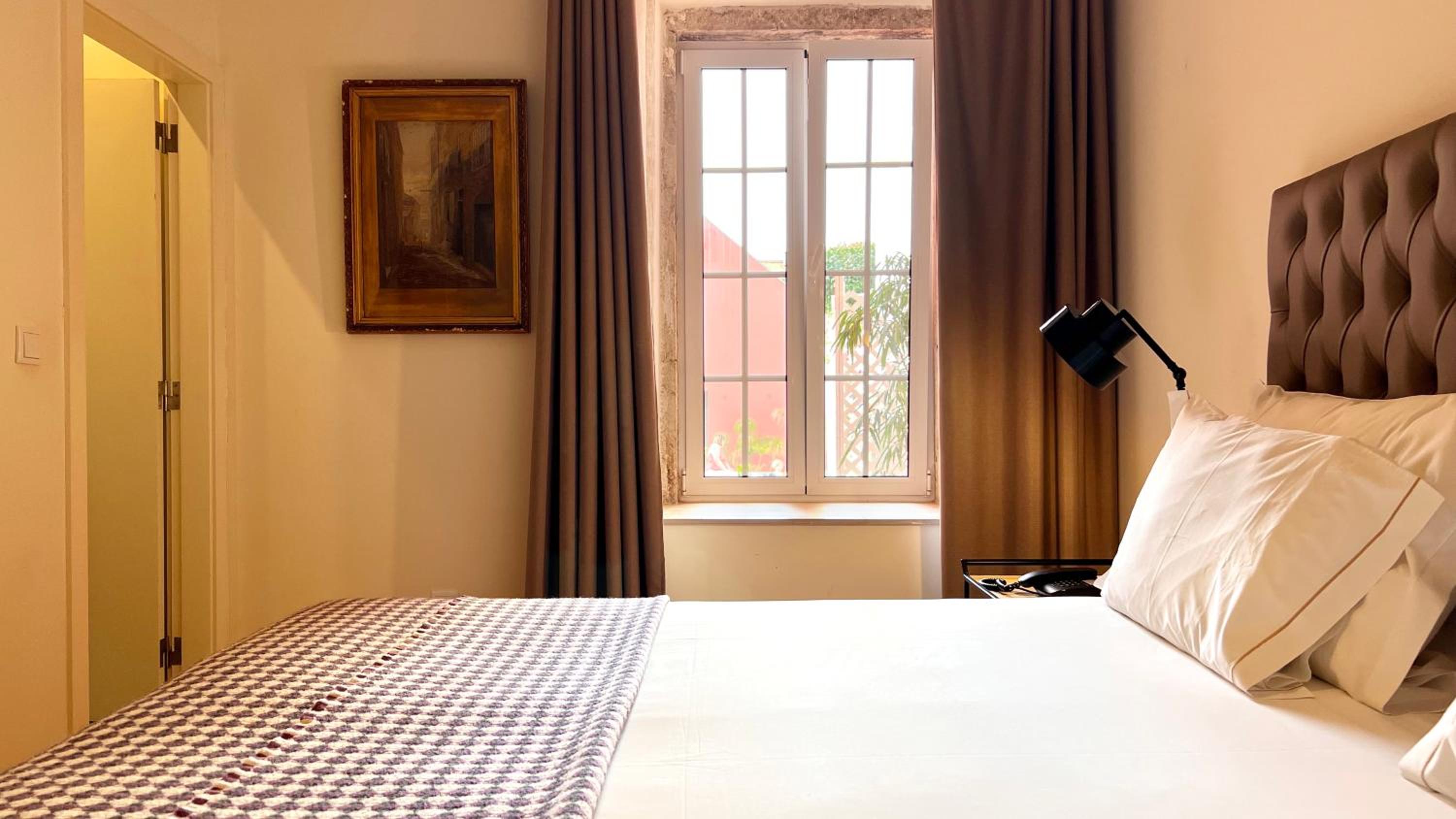 Double Room - Photo 3