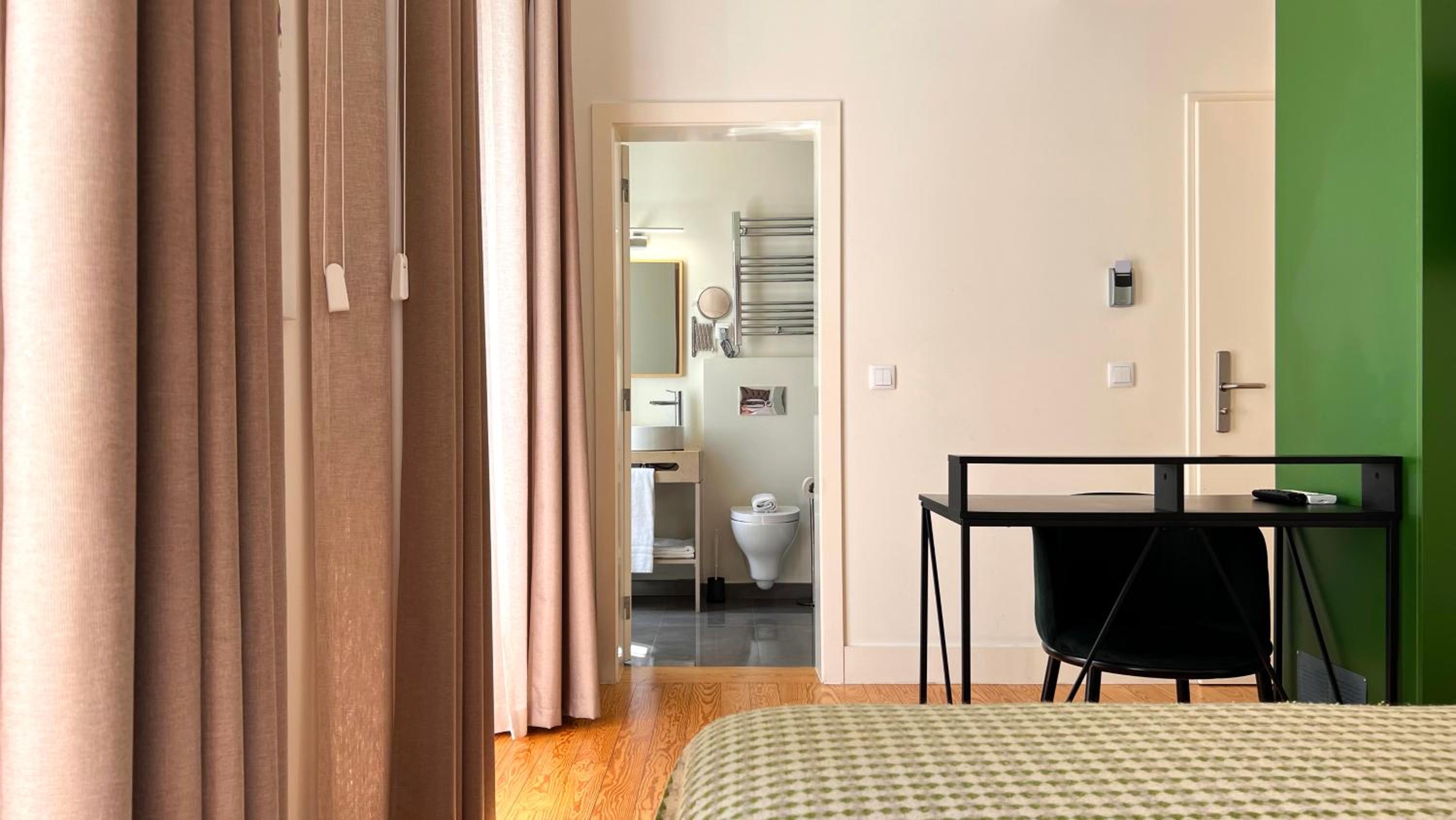 Superior Double or Twin Room - Photo 13